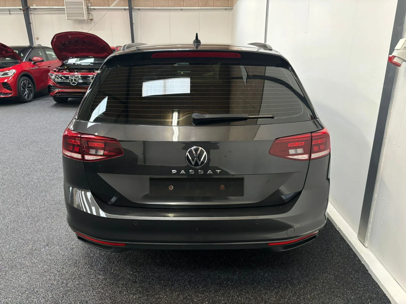 VW Passat Face 2021 / 2.0TDI / DSG / Matrix / Discover Pro - изображение 5