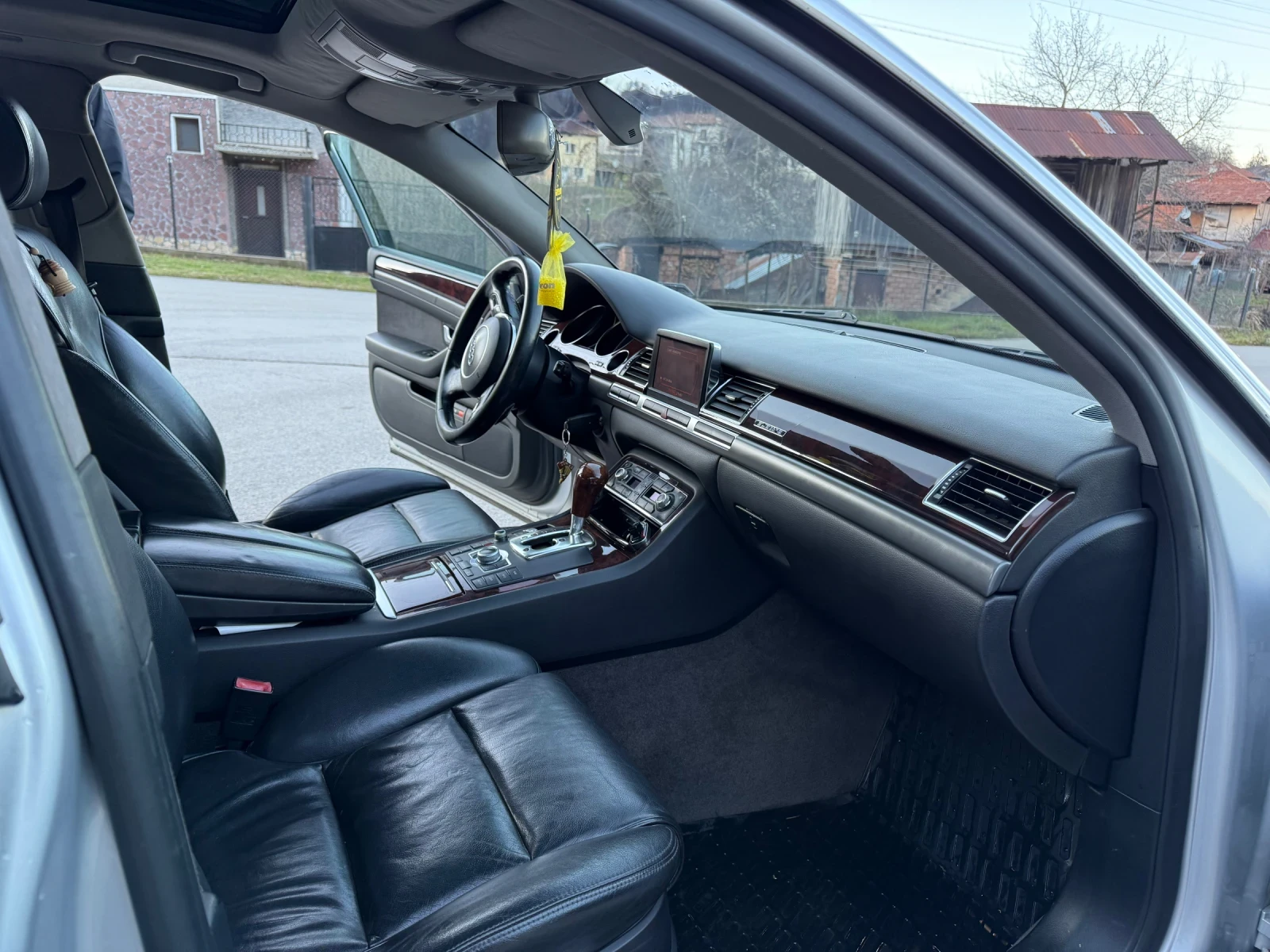 Audi A8 3.0TDI Quattro !BARTER! - изображение 9