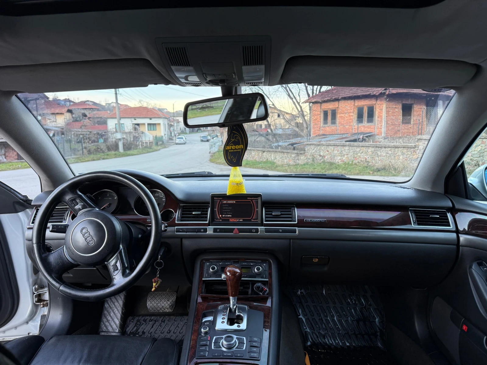 Audi A8 3.0TDI Quattro !BARTER! - изображение 7