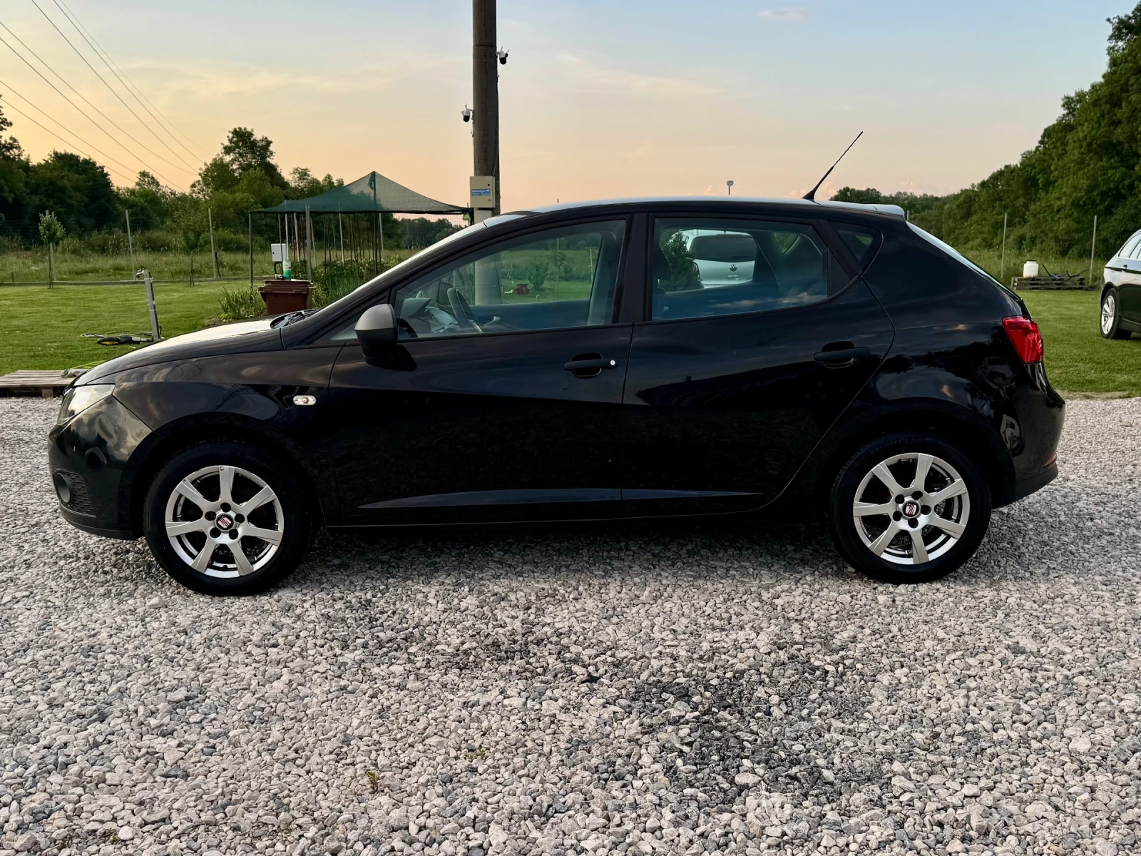 Seat Ibiza 1.2 2010 - изображение 4
