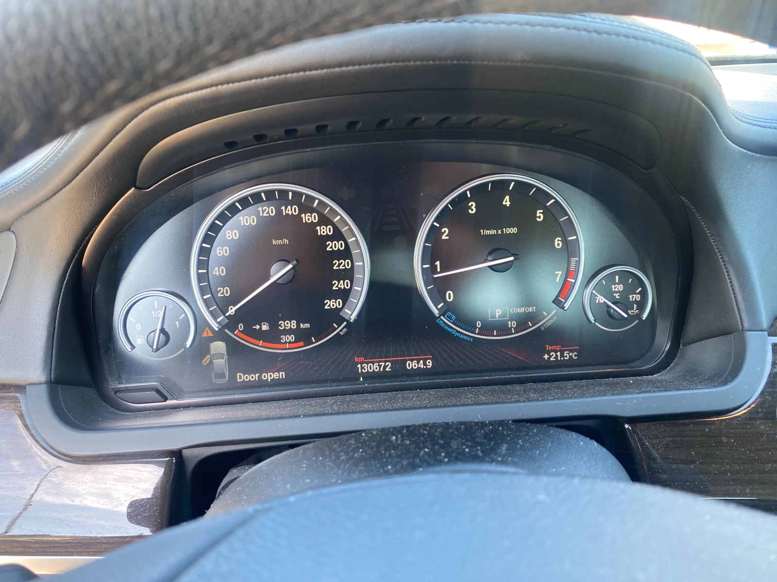 BMW 750  - изображение 10