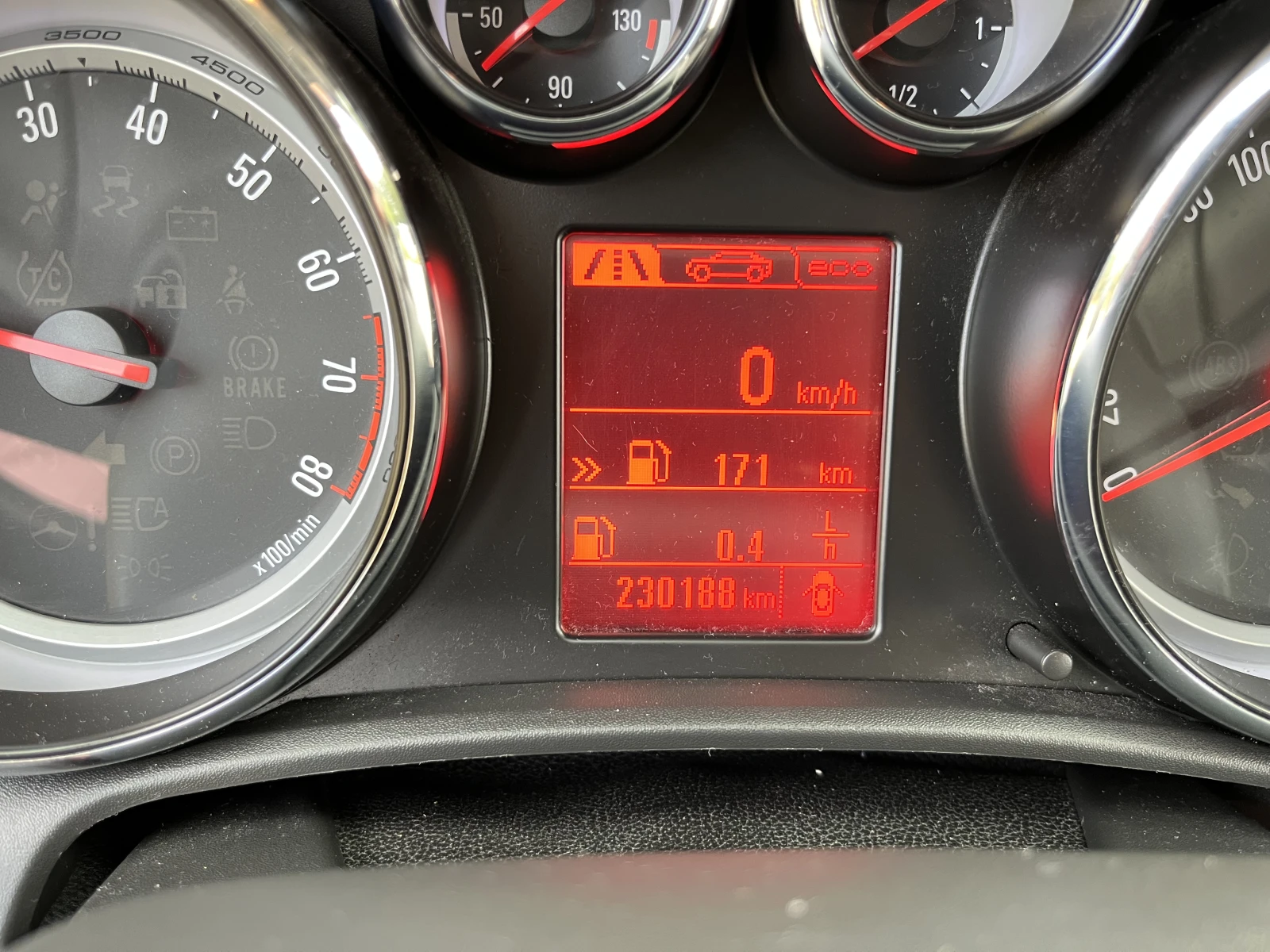 Opel Astra J 1.4T - изображение 9