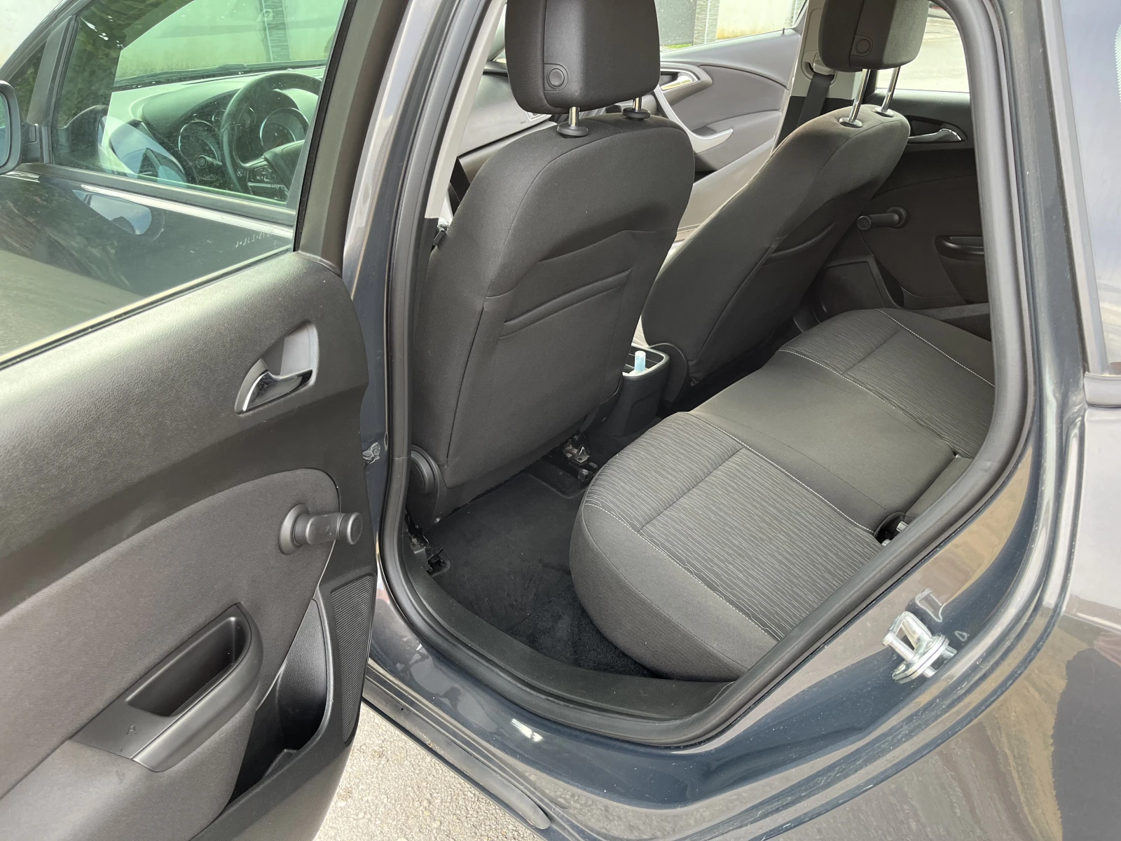 Opel Astra J 1.4T - изображение 7