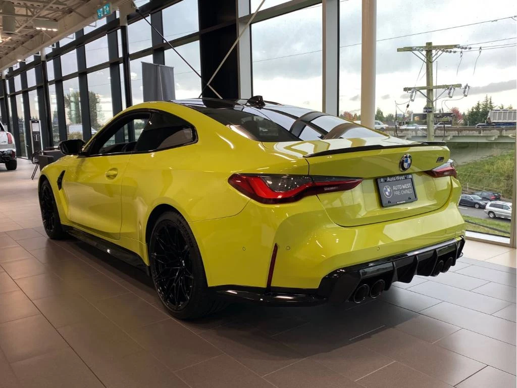 BMW M4 Competition M xDrive* CARFAX* ОПЦИЯ ЗА ФИНАНСИРАНЕ - изображение 4
