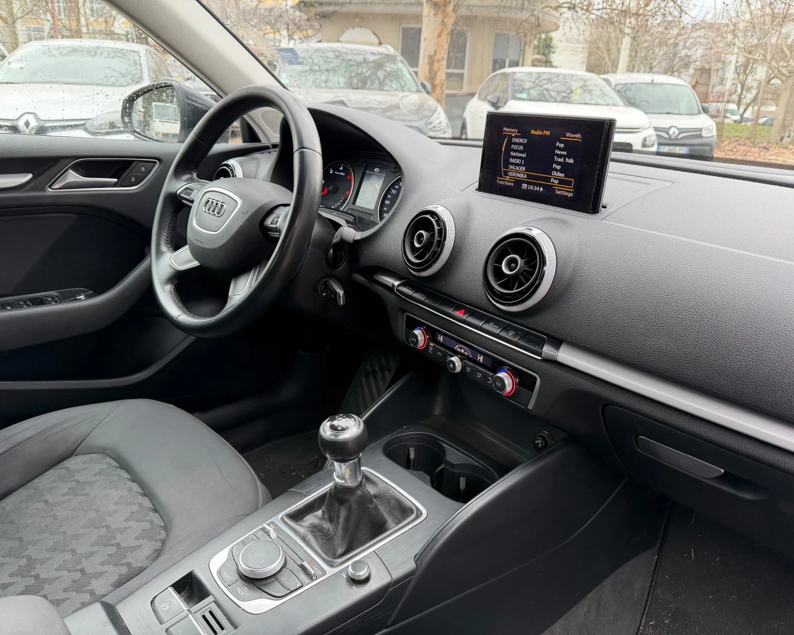 Audi A3 Sportback* 2016г* БАРТЕР, снимка 12 - Автомобили и джипове - 53888953