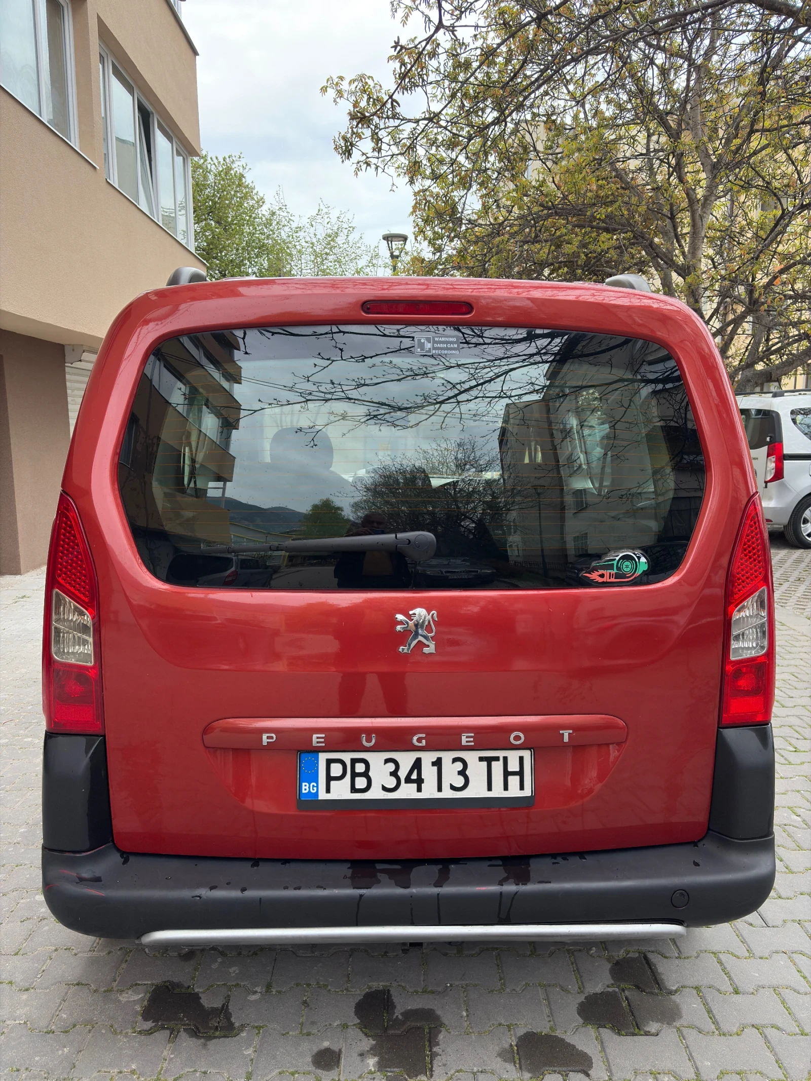 Peugeot Partner 1.6, снимка 4 - Автомобили и джипове - 54208674