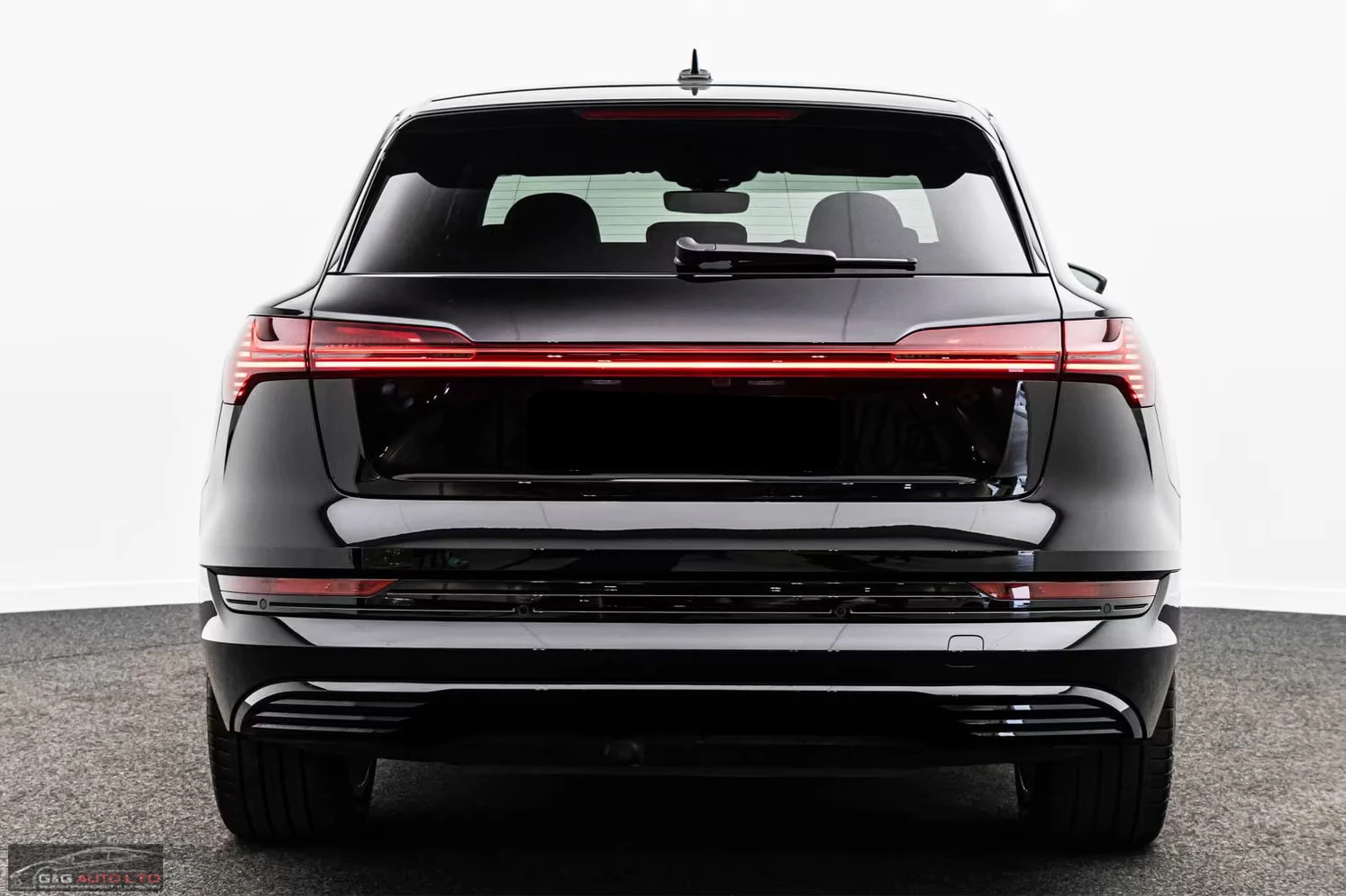 Audi E-Tron 55/S-LINE/408HP/BLACK/PANO/AHK/CAM/B&O/H.PUMP/210q | Mobile.bg � ����������� 6