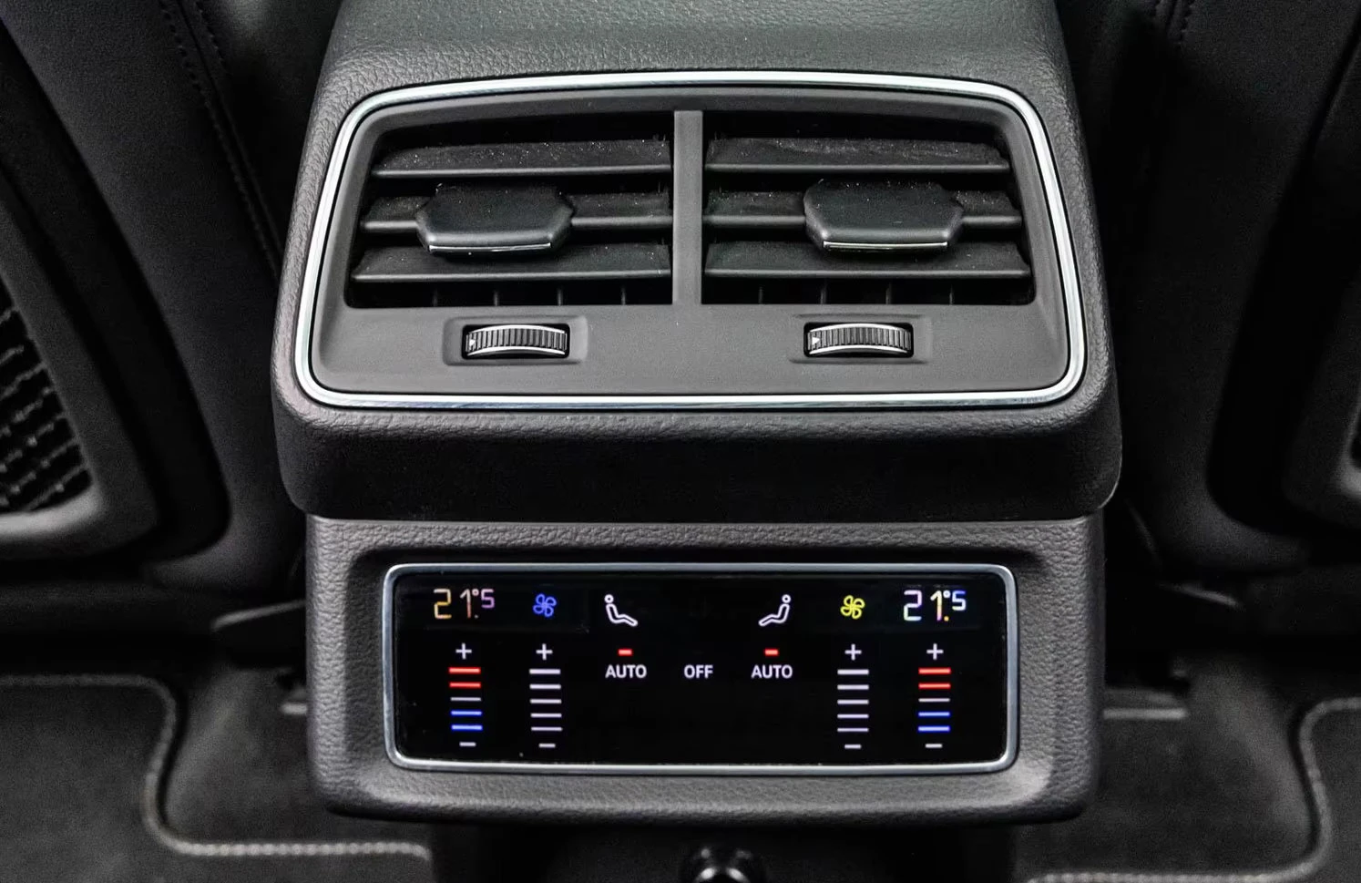 Audi E-Tron 55/S-LINE/408HP/BLACK/PANO/AHK/CAM/B&O/H.PUMP/210q | Mobile.bg � ����������� 16