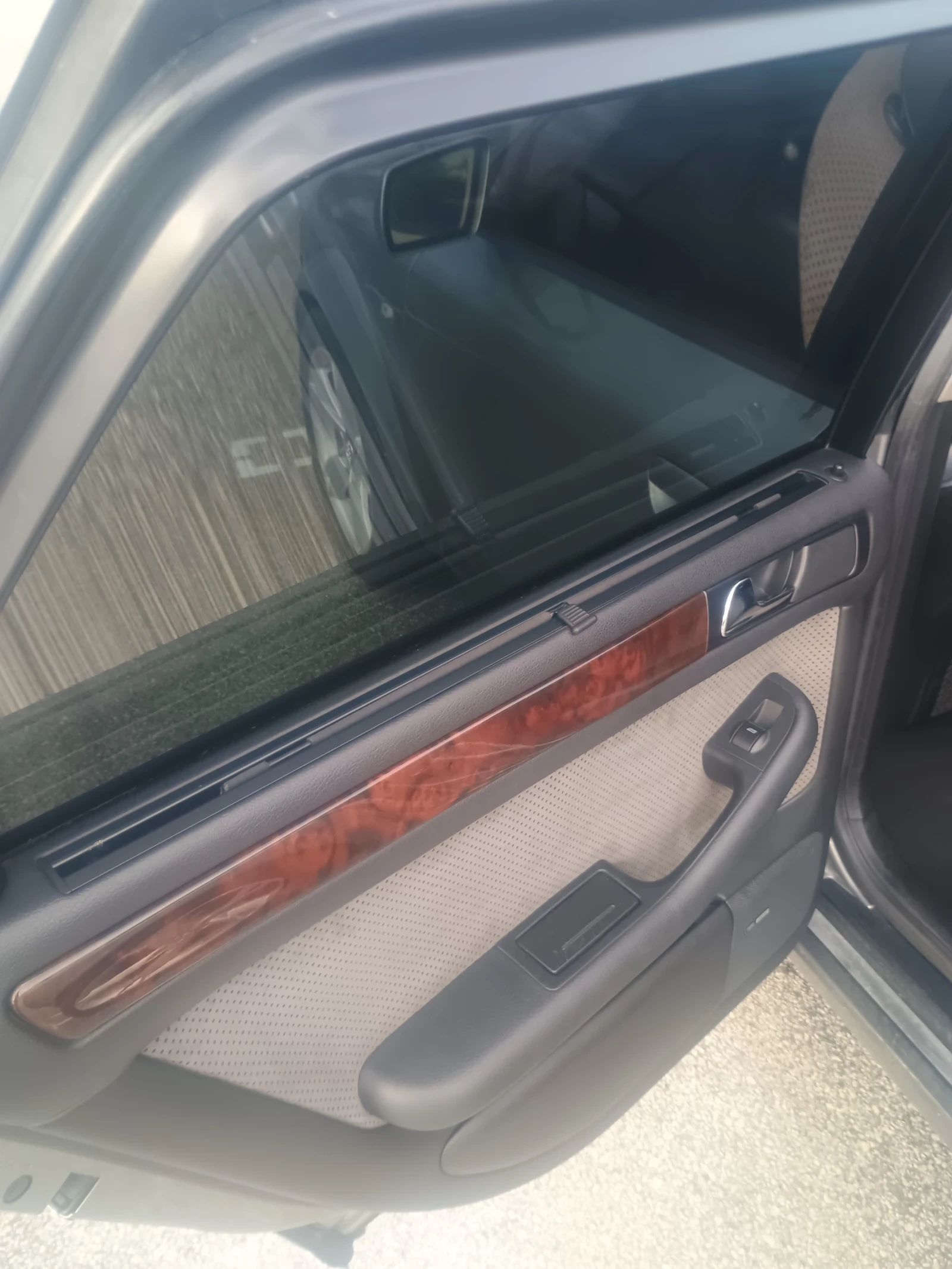 Audi A6 Allroad 2.7 би турбо, снимка 11 - Автомобили и джипове - 54481346
