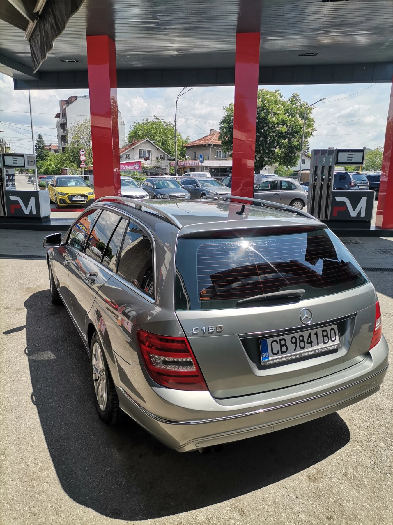 Mercedes-Benz C 180 Avangarde, снимка 2 - Автомобили и джипове - 54632728