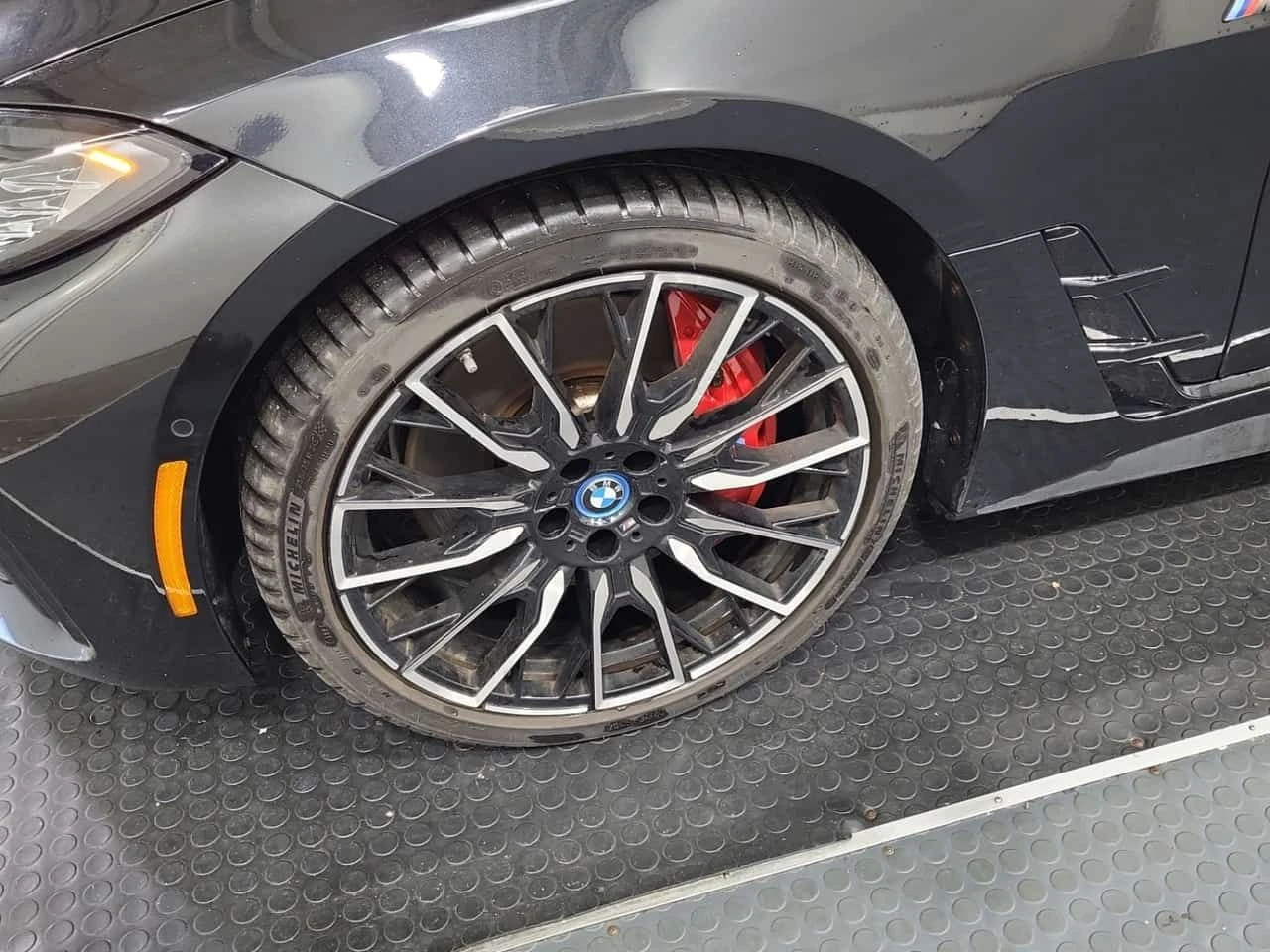 BMW i4 * M50 * ГЛАВНО ПРЕДСТАВИТЕЛСТВО НА BMW, снимка 7 - Автомобили и джипове - 55234189