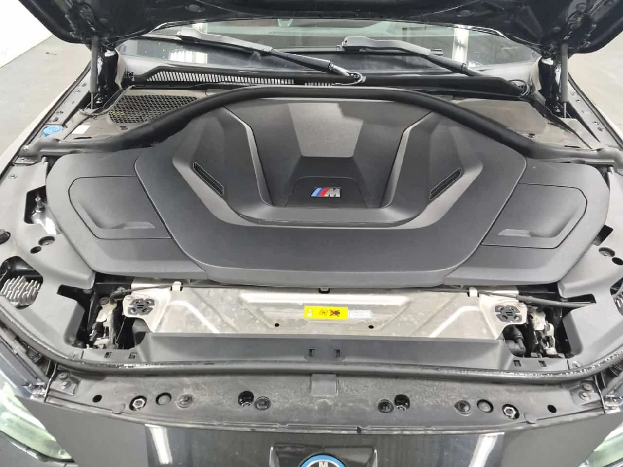 BMW i4 * M50 * ГЛАВНО ПРЕДСТАВИТЕЛСТВО НА BMW, снимка 17 - Автомобили и джипове - 55234189