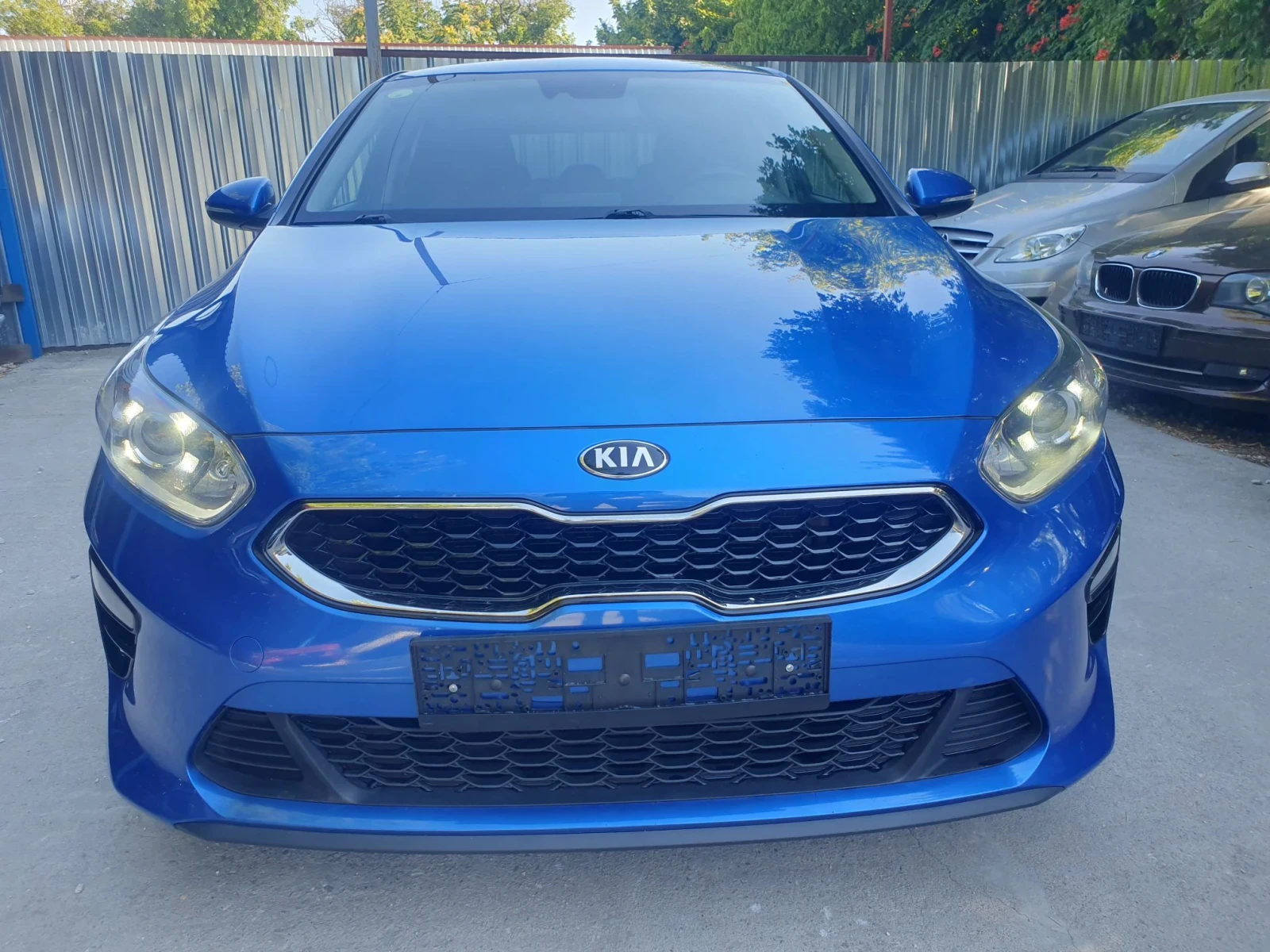 Kia Ceed 1.6D AUT NAVI KOJA KAMERA  EURO 6   NOVA  | Mobile.bg � ����������� 2