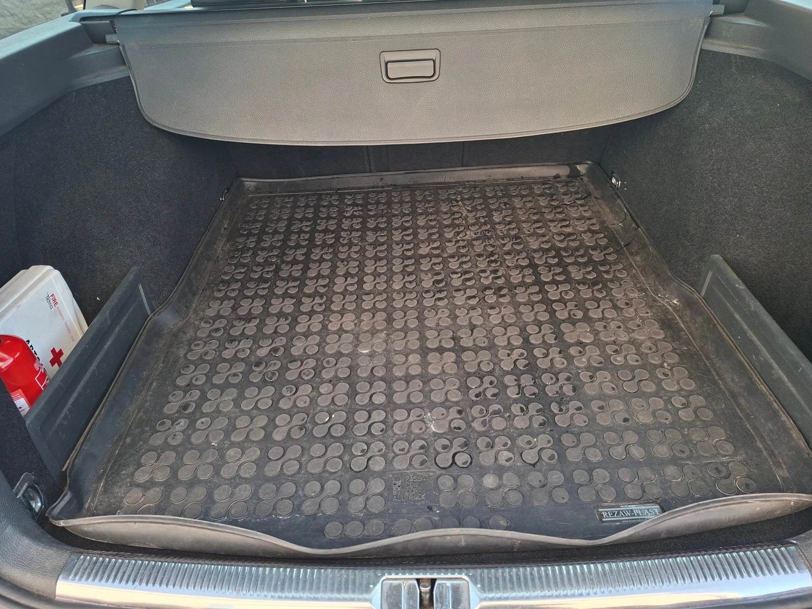 VW Passat Variant, снимка 15 - Автомобили и джипове - 55437038