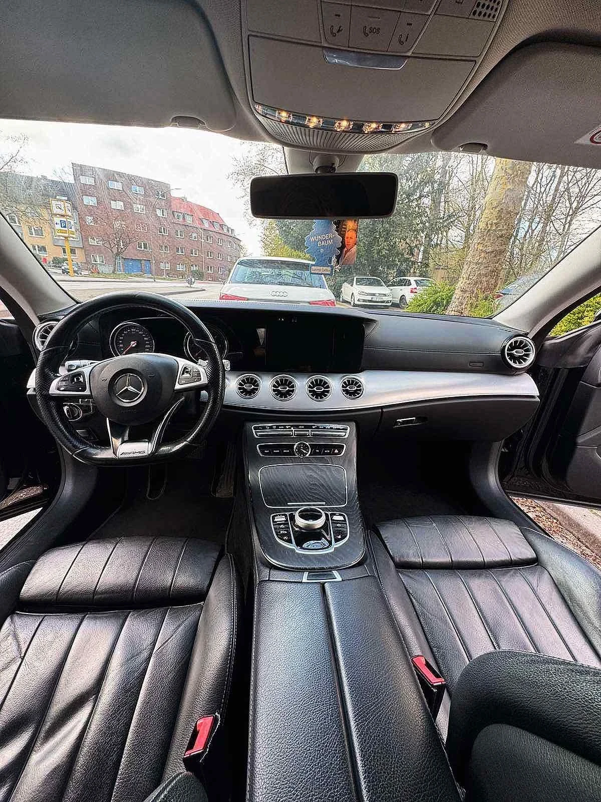 Mercedes-Benz E 220, снимка 6 - Автомобили и джипове - 55707796