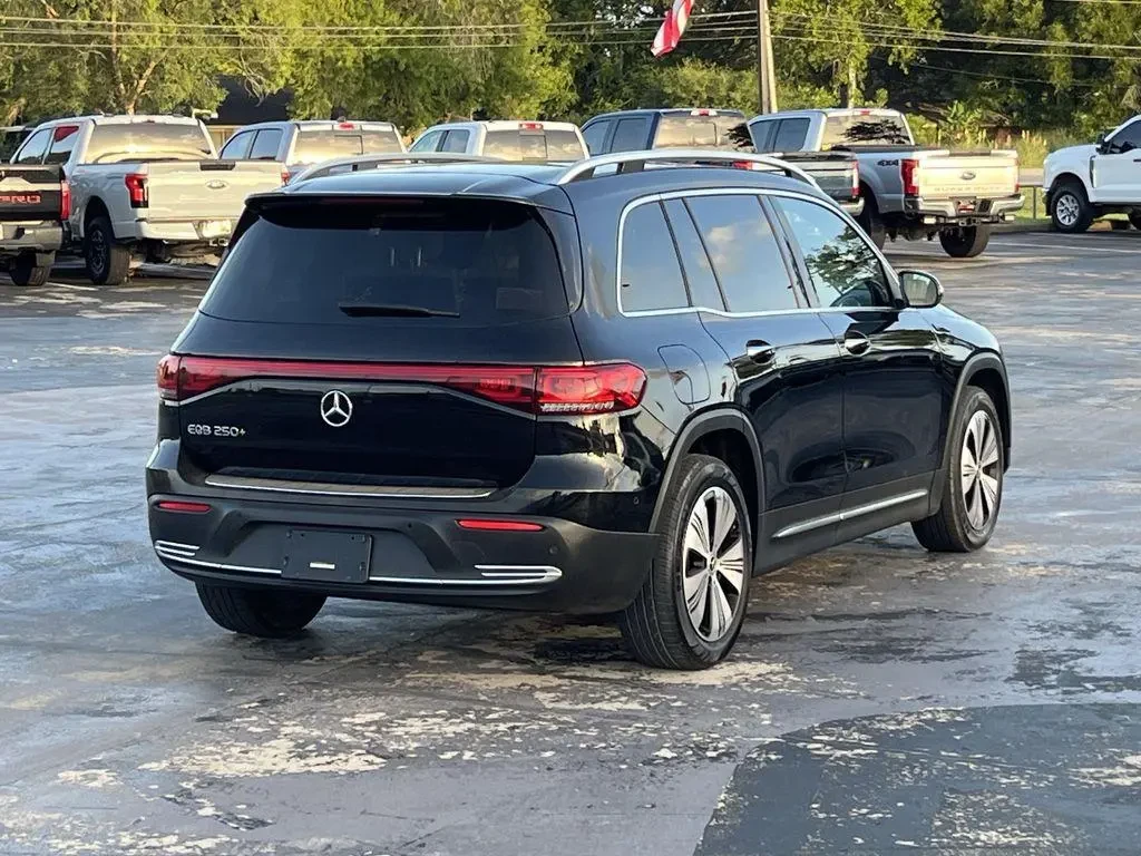 Mercedes-Benz EQB 250+ SUV, снимка 8 - Автомобили и джипове - 55803733