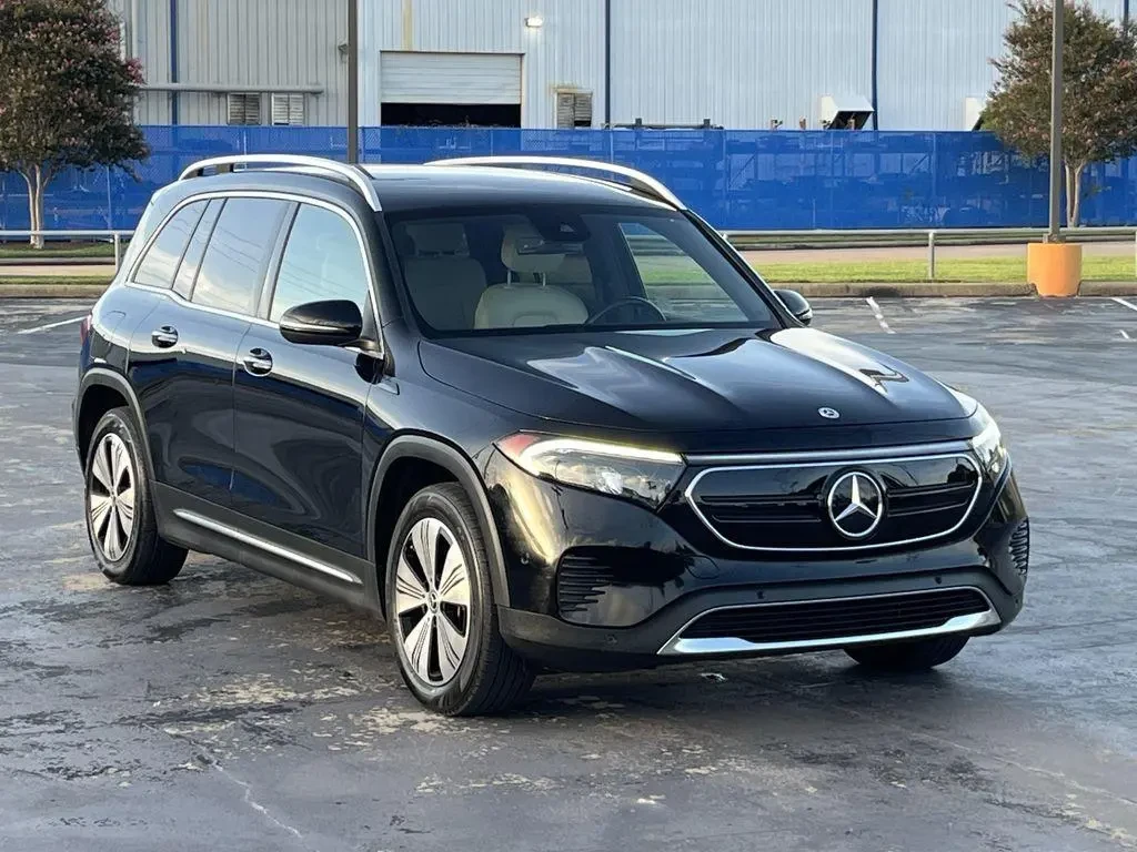 Mercedes-Benz EQB 250+ SUV, снимка 3 - Автомобили и джипове - 55803733