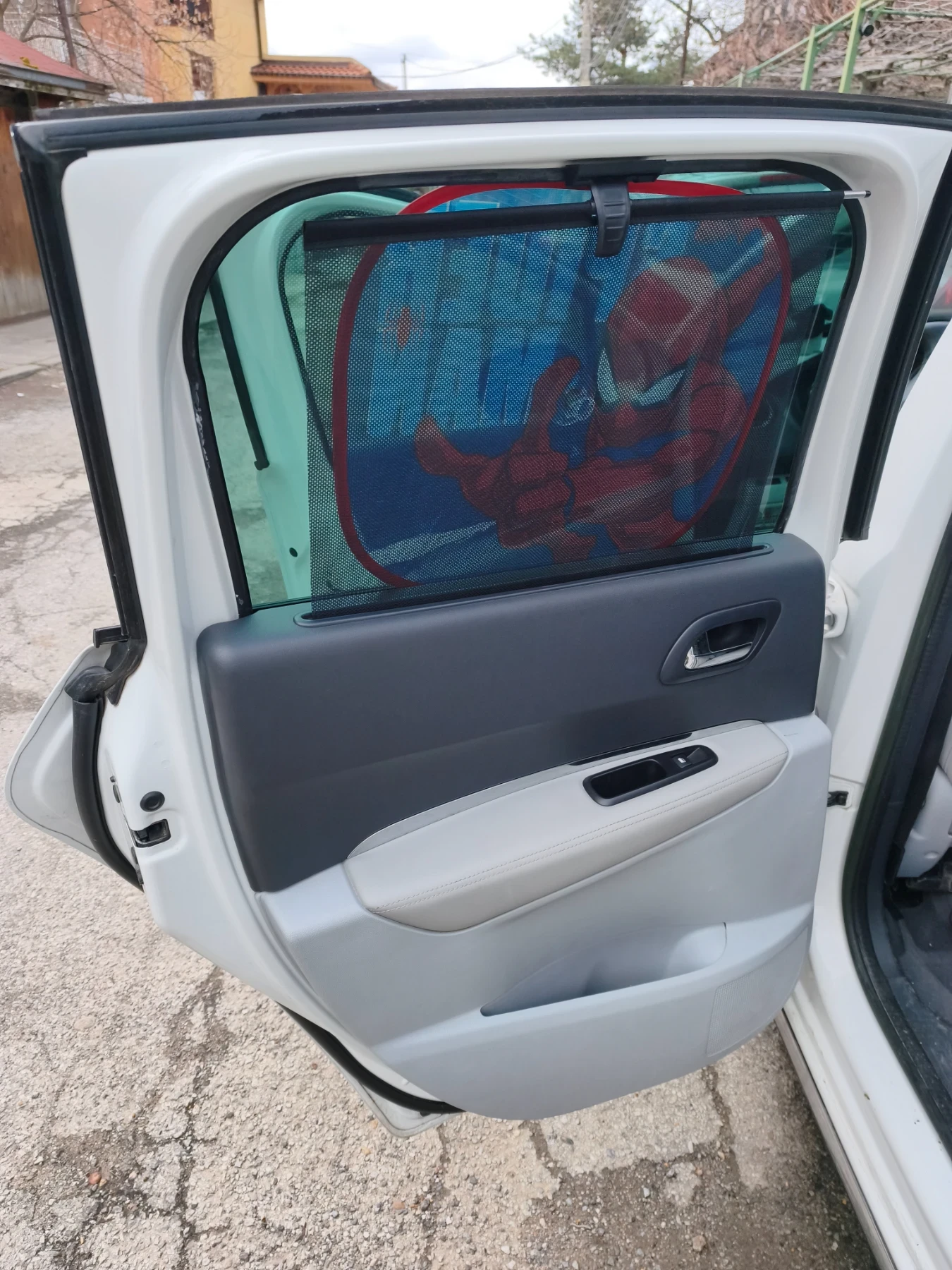 Peugeot 3008 1.6 hdi, снимка 9 - Автомобили и джипове - 55929791