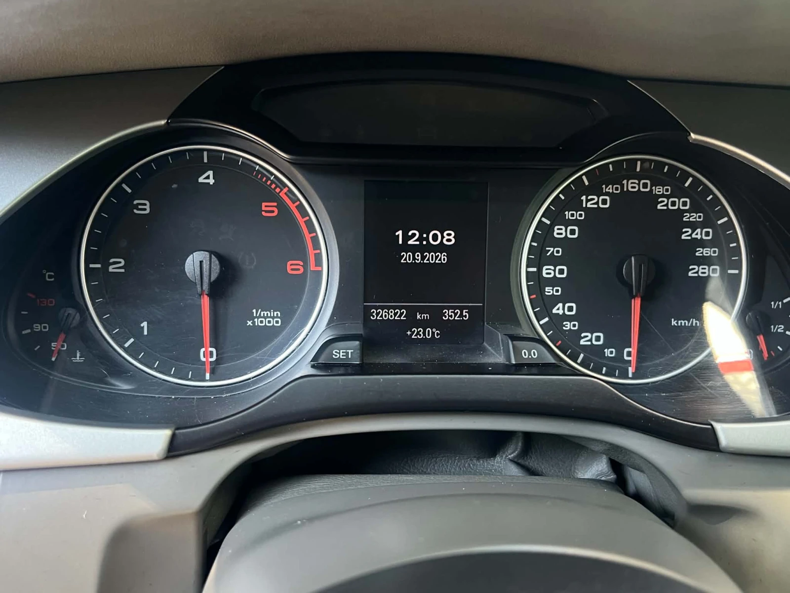 Audi A4 2.7, снимка 7 - Автомобили и джипове - 56152609