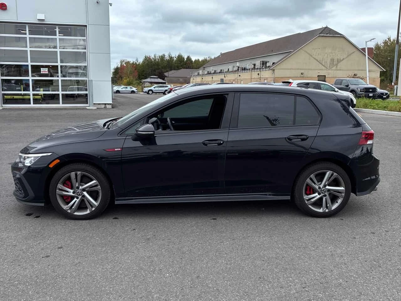 VW Golf * GTI AUTOBAHN * KEYLESS * ПОДГРЕВ * , снимка 3 - Автомобили и джипове - 56295313