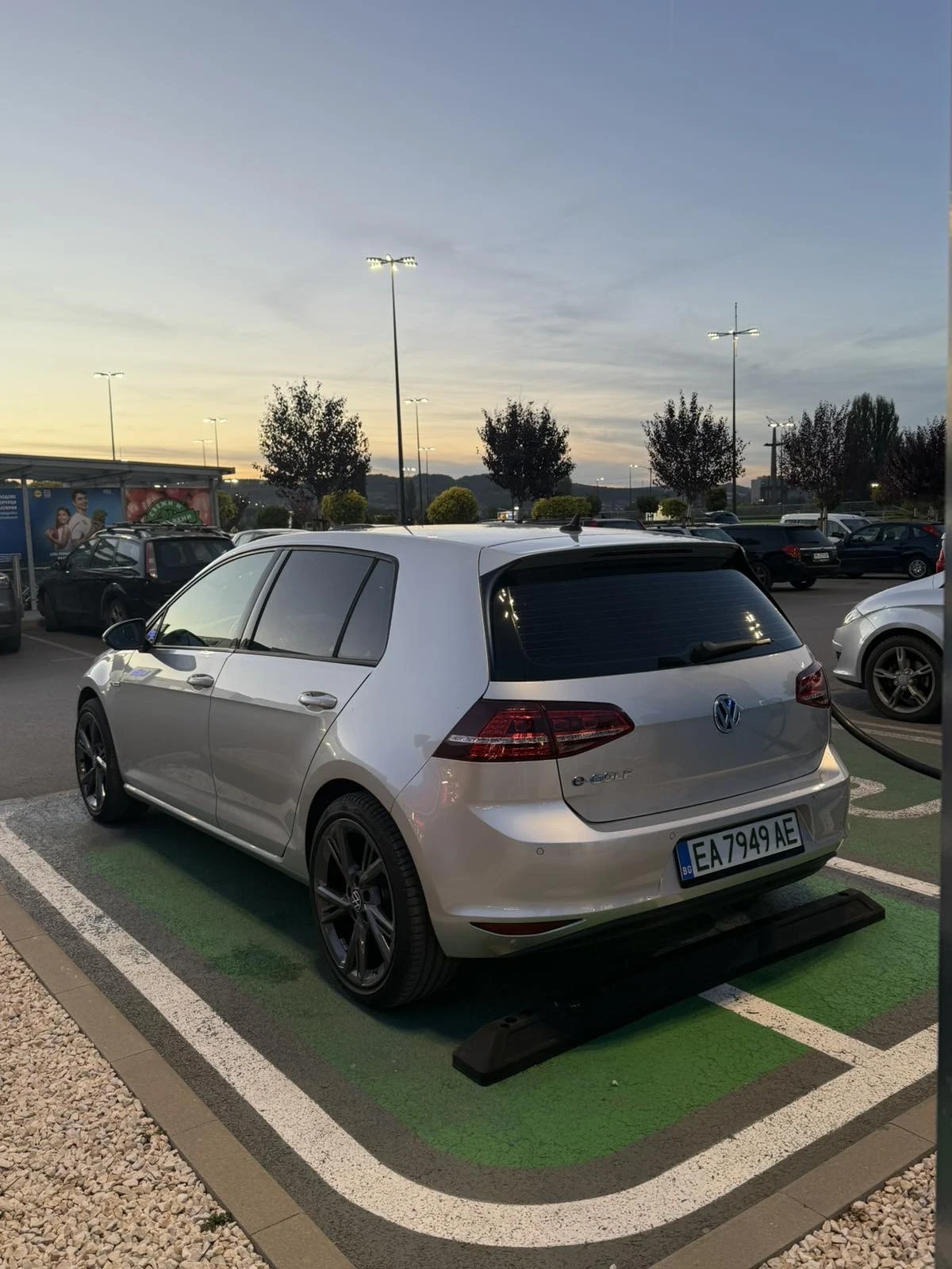 VW Golf Реални 57000км (SOH 94%), снимка 3 - Автомобили и джипове - 56364273