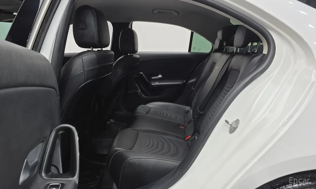 Mercedes-Benz A 220 * 2.0T* 190�.�.* 7G-DCT* ������* �������* MEMORY | Mobile.bg � ����������� 16