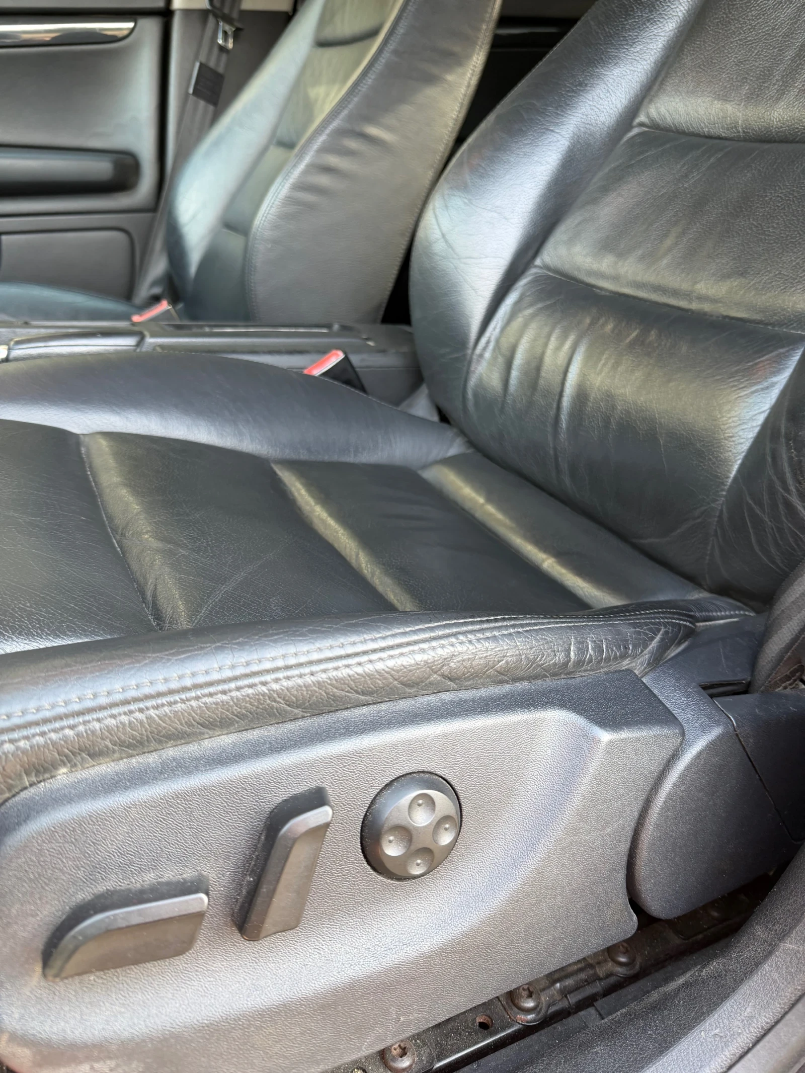 Audi A4 1.8 Turbo/quattro/ГАЗ, снимка 7 - Автомобили и джипове - 56542855