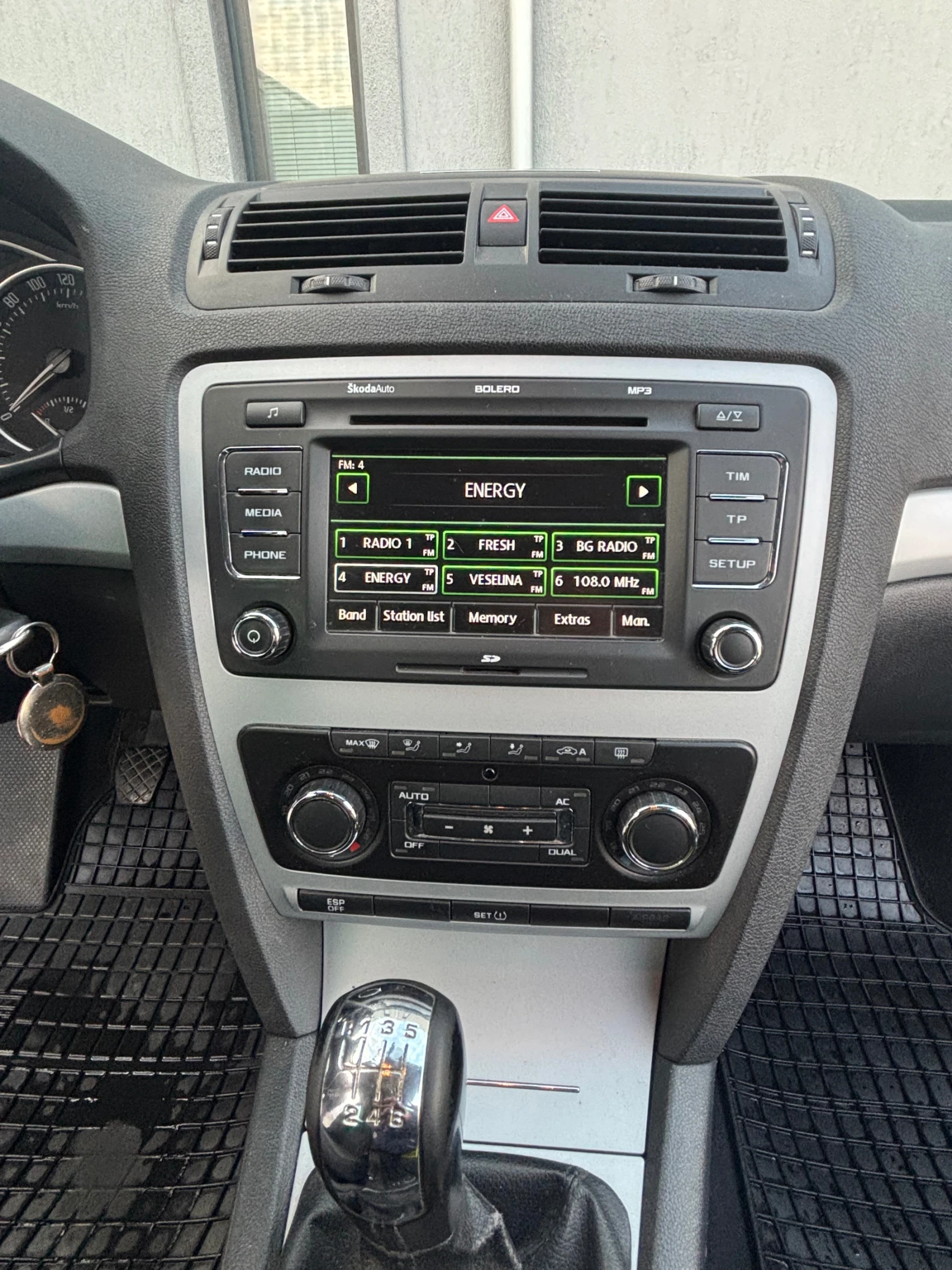 Skoda Octavia, снимка 12 - Автомобили и джипове - 56614311