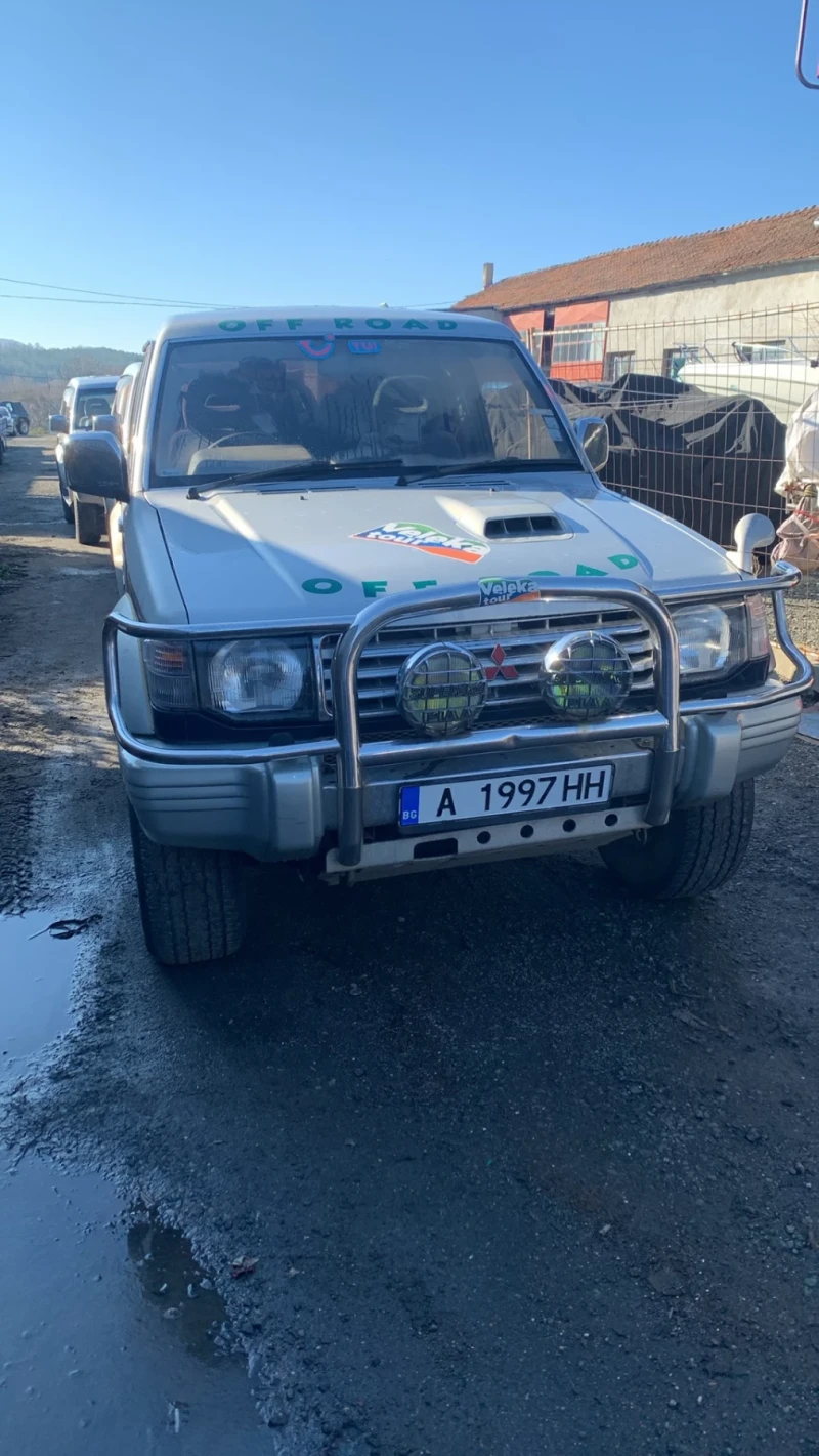 Mitsubishi Pajero, снимка 1 - Автомобили и джипове - 48868441