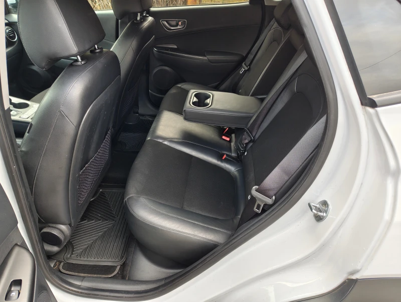 Hyundai Kona 64KWh* SOH 100%* BLUE LINK* DISTRONIC* Tермопомпа, снимка 13 - Автомобили и джипове - 53456063