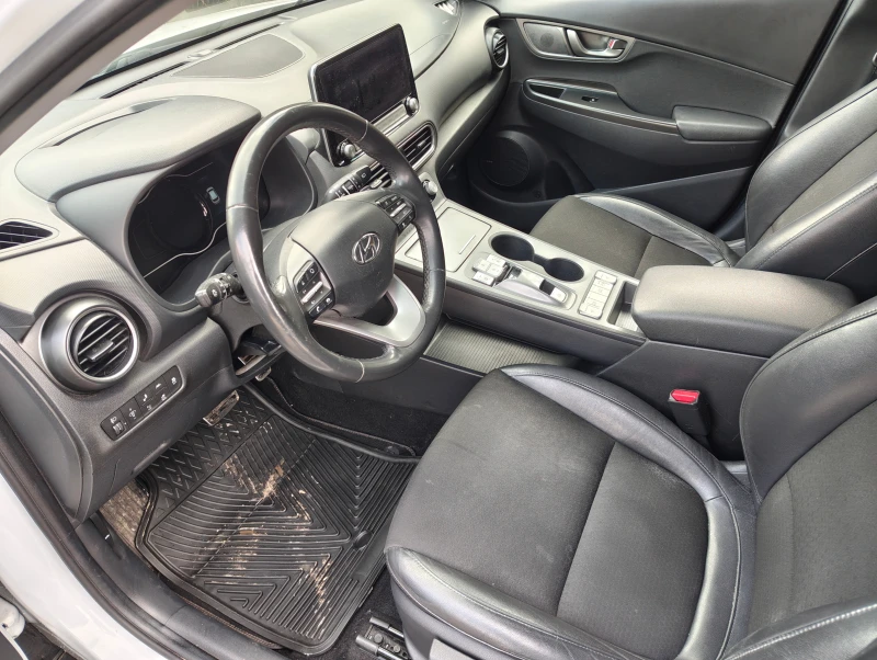 Hyundai Kona 64KWh* SOH 100%* BLUE LINK* DISTRONIC* Tермопомпа, снимка 6 - Автомобили и джипове - 53456063