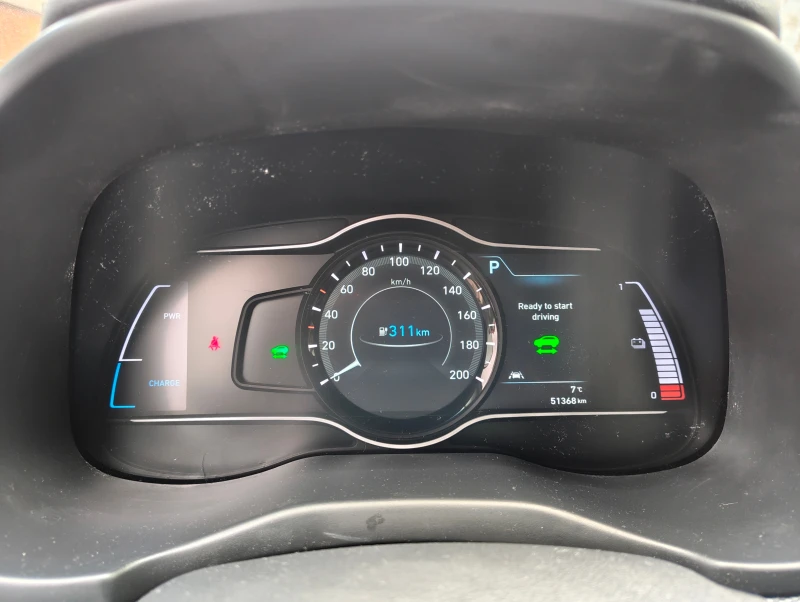 Hyundai Kona 64KWh* SOH 100%* BLUE LINK* DISTRONIC* Tермопомпа, снимка 7 - Автомобили и джипове - 53456063