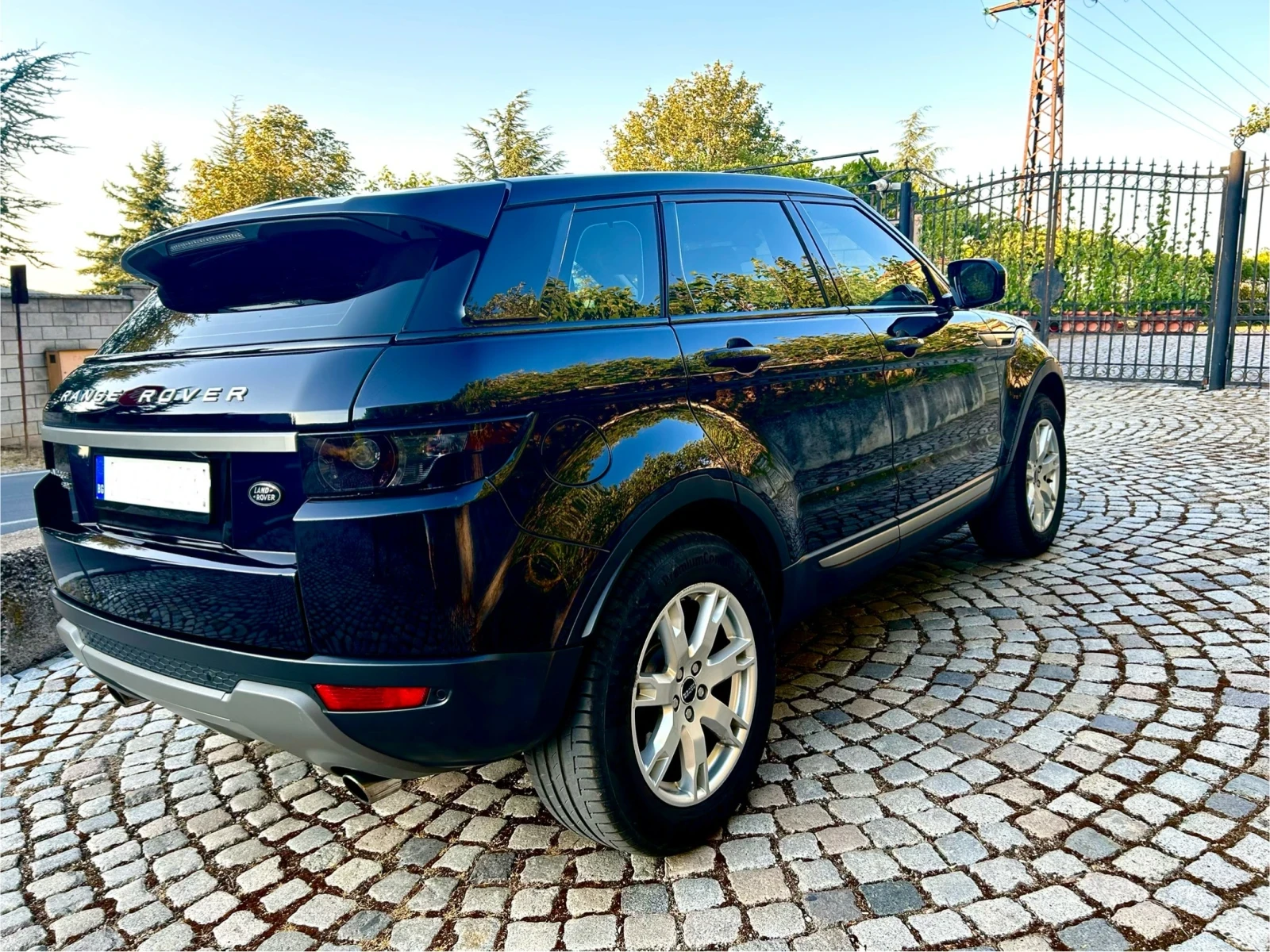 Land Rover Range Rover Evoque 2.0 SI4 Panorama - изображение 4