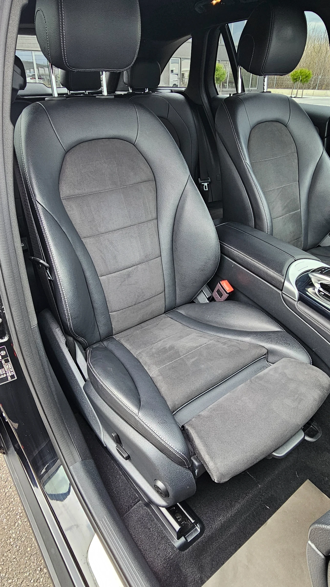Mercedes-Benz GLC 250 4 Matic* Germany* AMG Line* Aut.9G* Kam.* LED* Web | Mobile.bg � ����������� 14