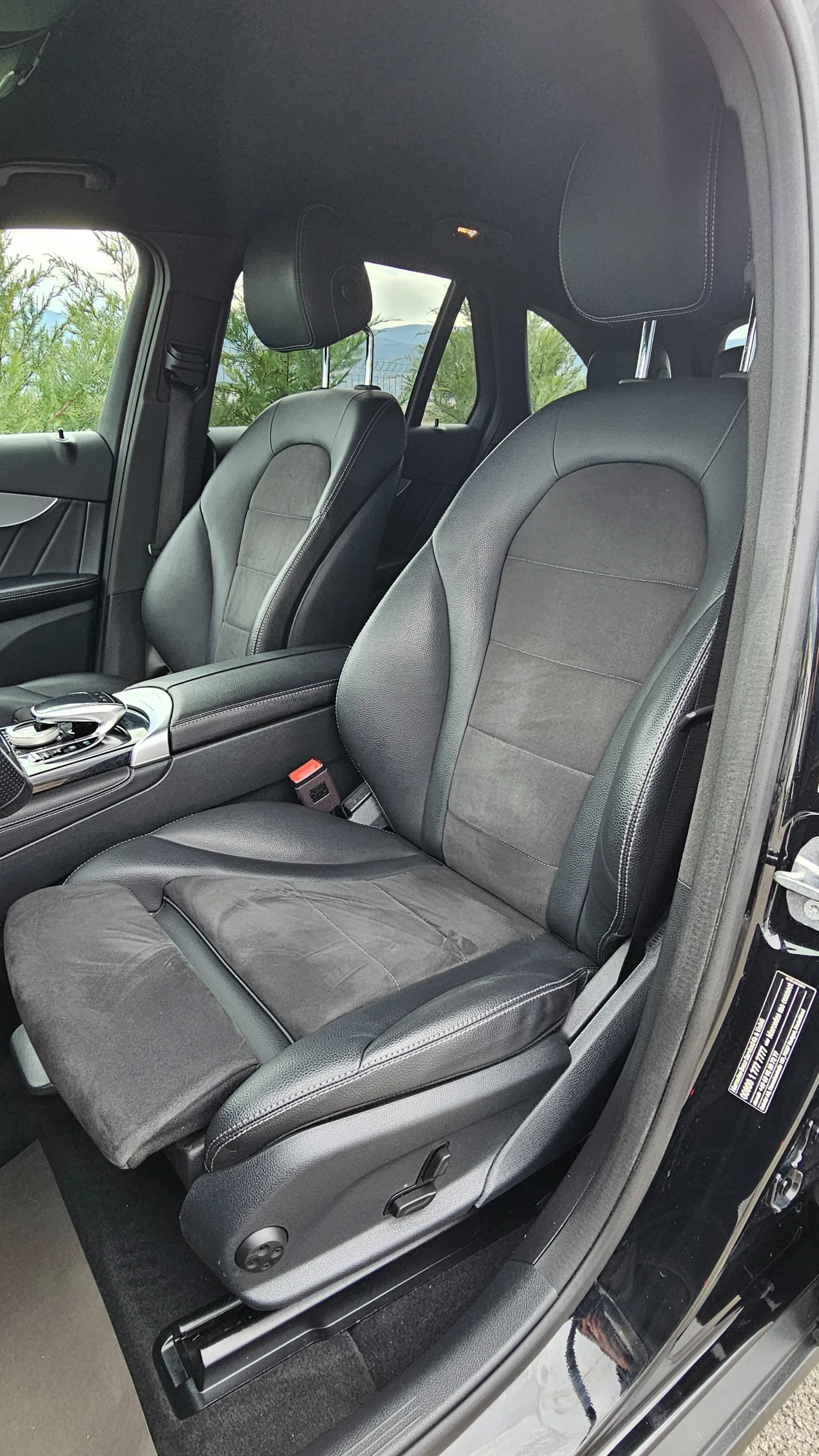 Mercedes-Benz GLC 250 4 Matic* Germany* AMG Line* Aut.9G* Kam.* LED* Web | Mobile.bg � ����������� 9