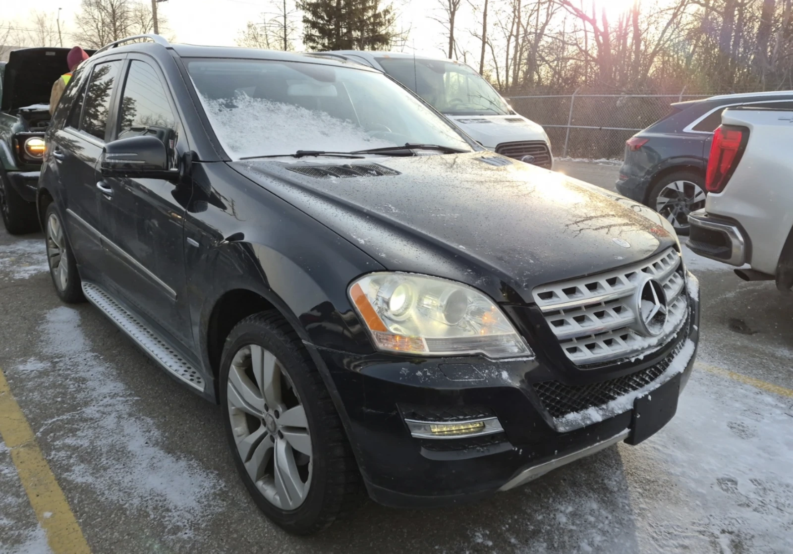 Mercedes-Benz ML 350 BLUETEC* 4MATIC* AMG* Airmatic* Keyless , снимка 2 - Автомобили и джипове - 53967849