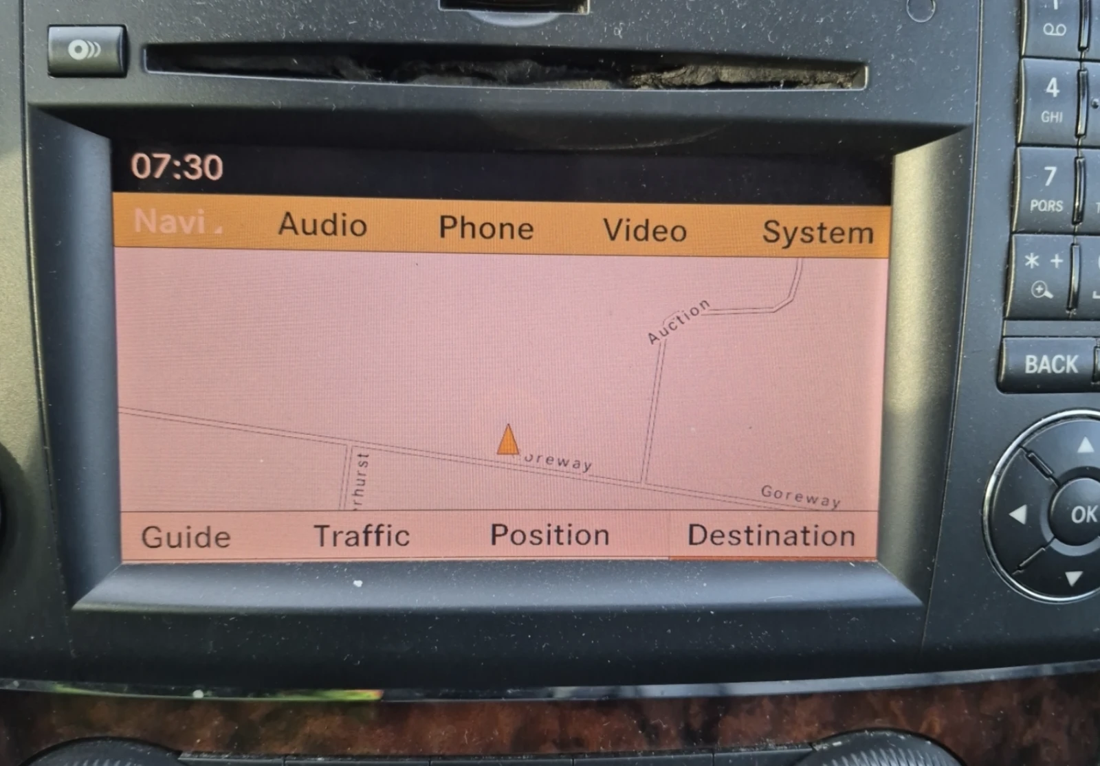 Mercedes-Benz ML 350 BLUETEC* 4MATIC* AMG* Airmatic* Keyless , снимка 11 - Автомобили и джипове - 53967849