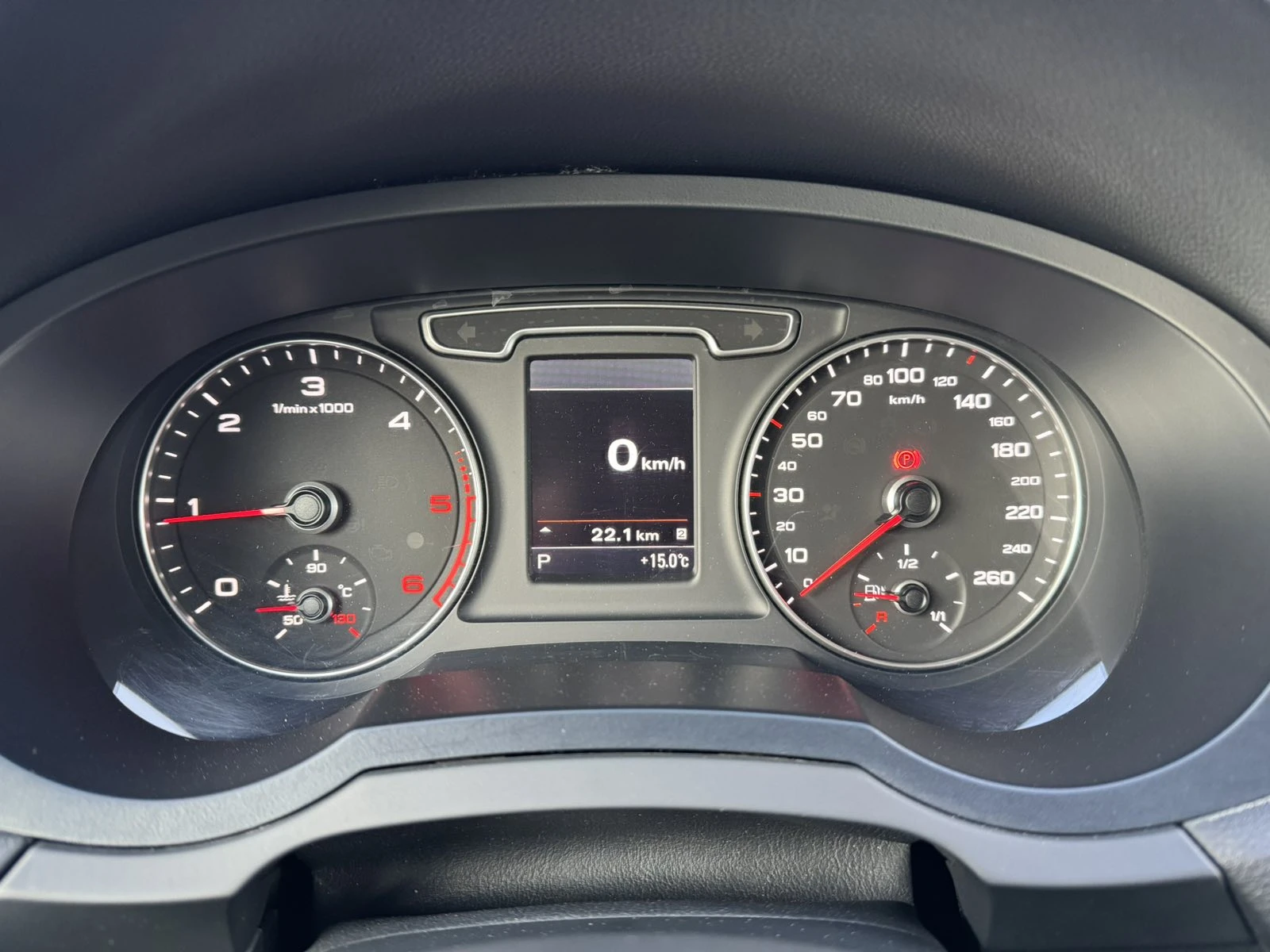 Audi Q3 2.0 TDI (177 Hp) quattro S tronic * История* ВИДЕО, снимка 11 - Автомобили и джипове - 54565451
