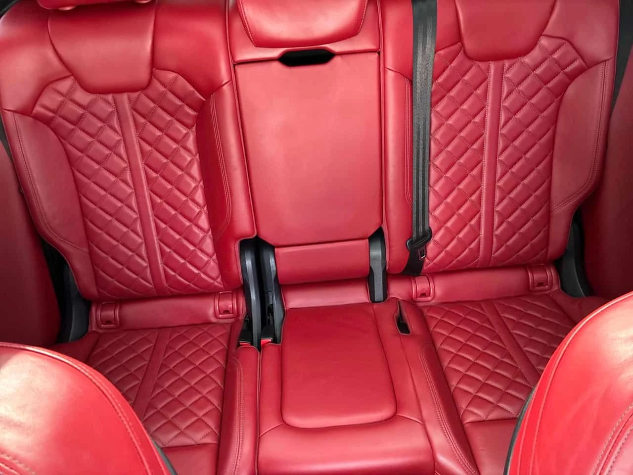 Audi SQ5 * Progressiv * CARFAX * БЕЗ ПЪРВОНАЧАЛНА ВНОСКА, снимка 11 - Автомобили и джипове - 54817683