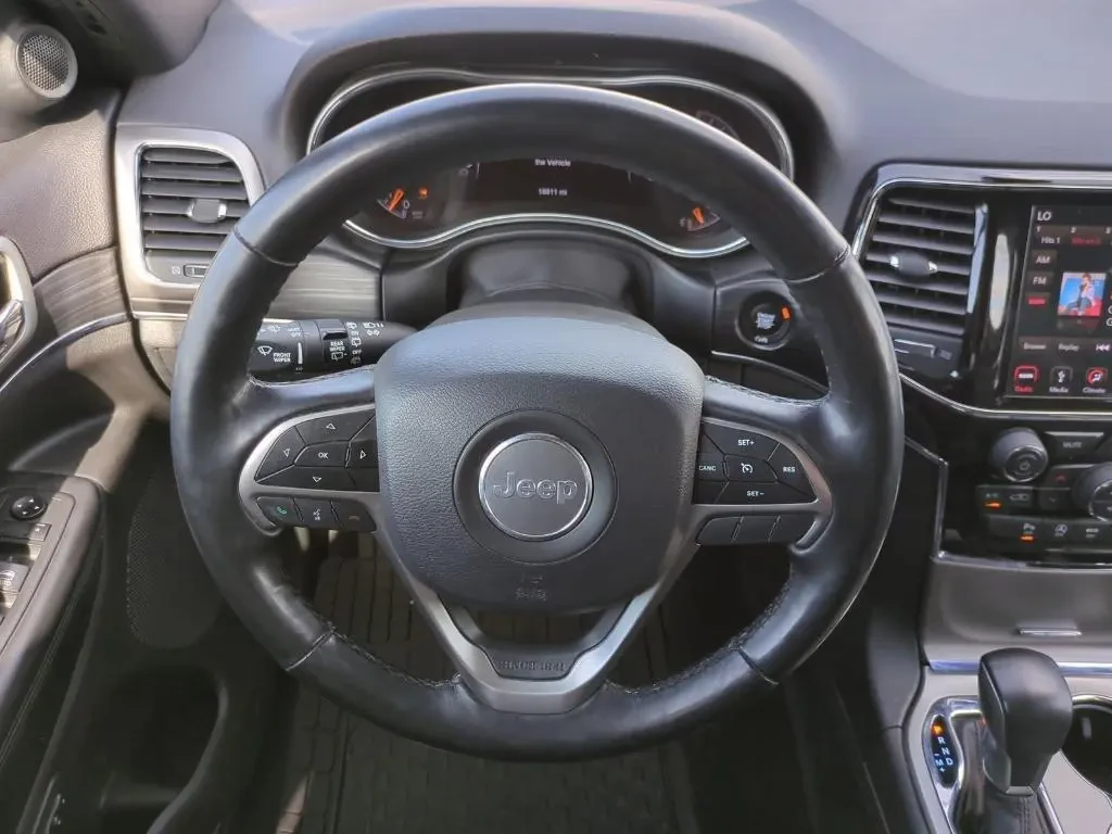 Jeep Grand cherokee Limited, снимка 9 - Автомобили и джипове - 54879379