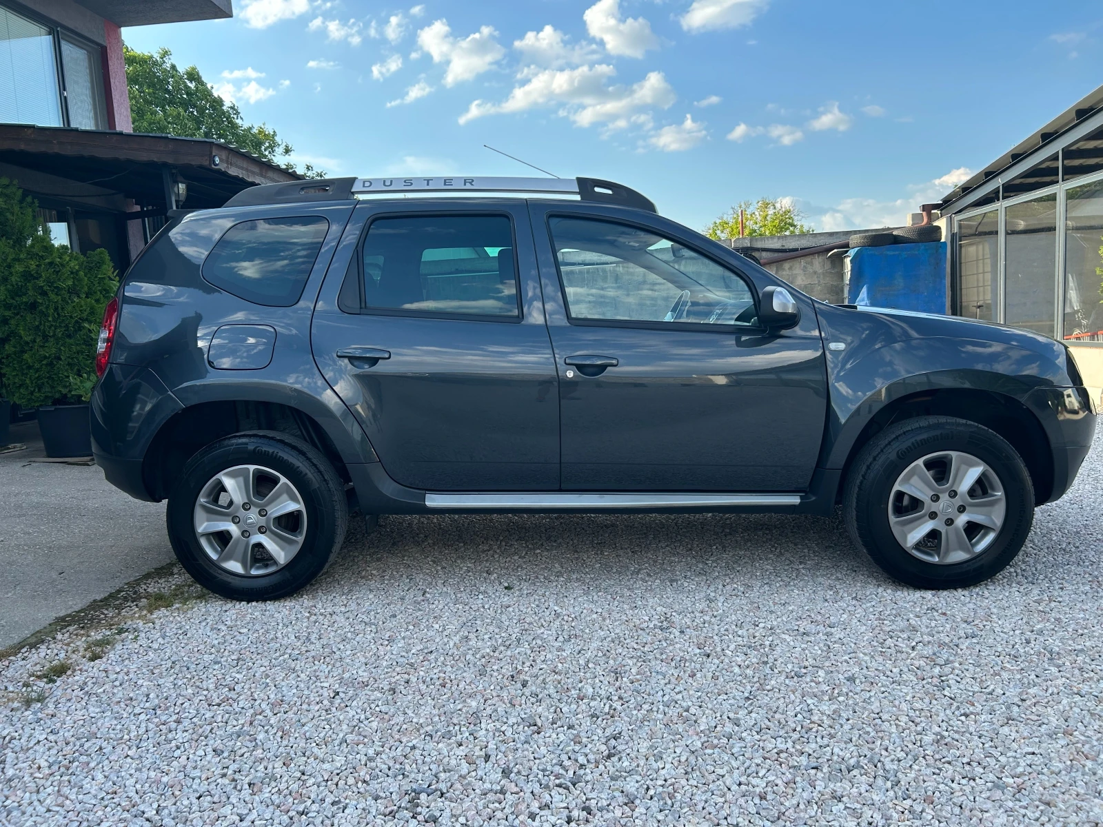 Dacia Duster 1, 2  BENZIN, снимка 6 - Автомобили и джипове - 55001639