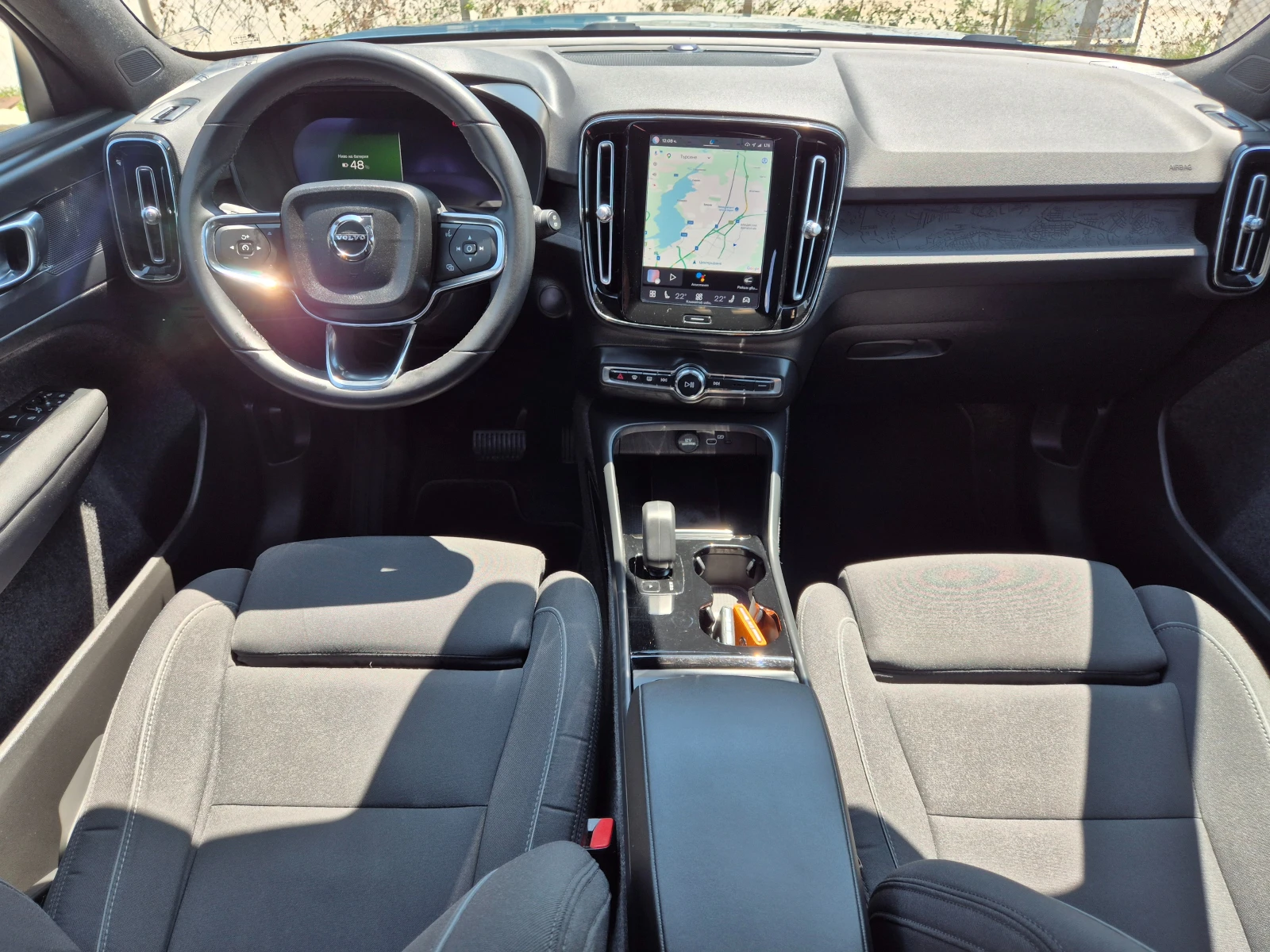 Volvo XC40 FACELIFT-RECHARGE-69KW-238 K.S., снимка 8 - Автомобили и джипове - 55248691