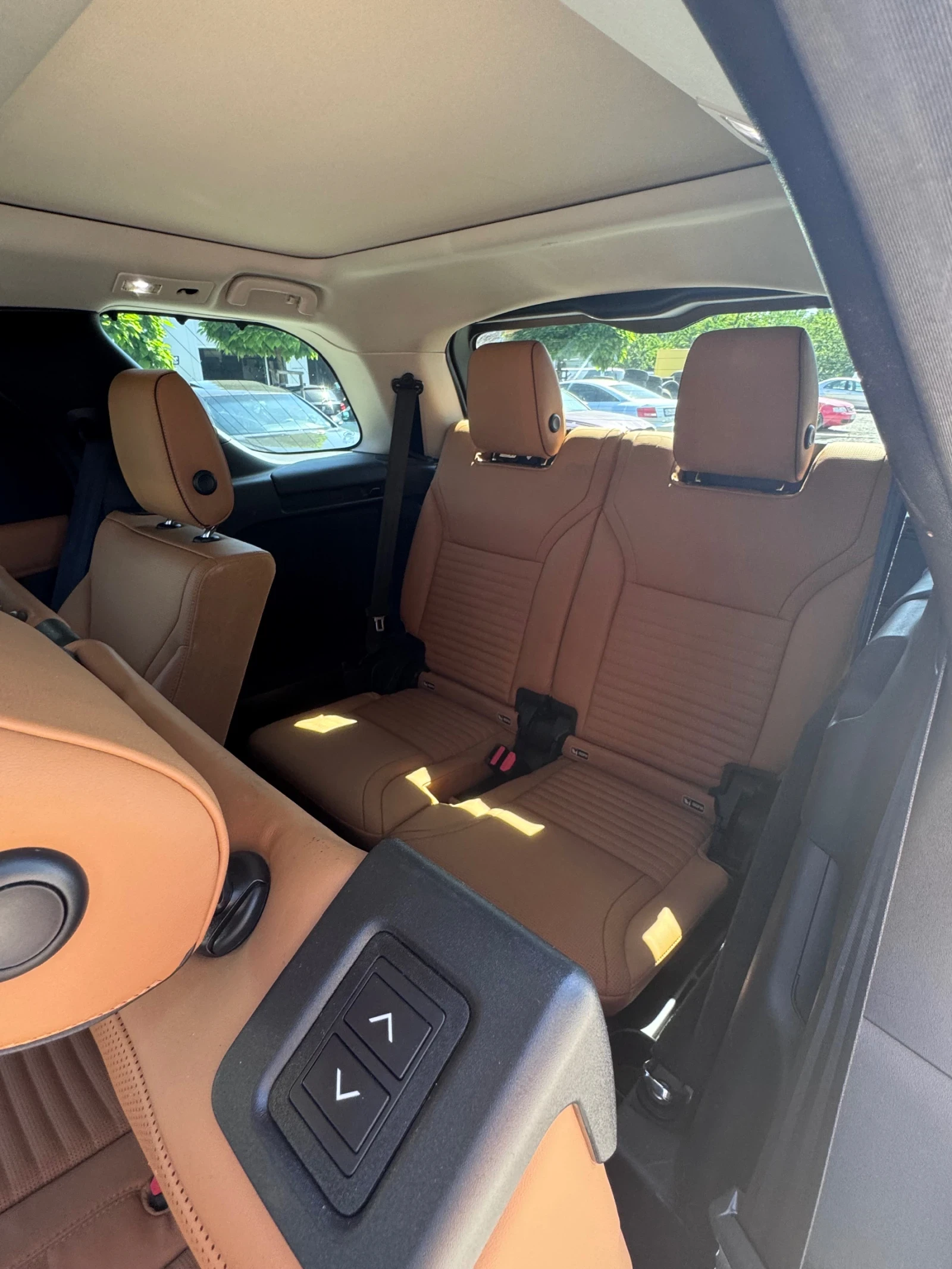 Land Rover Discovery, снимка 12 - Автомобили и джипове - 55318656