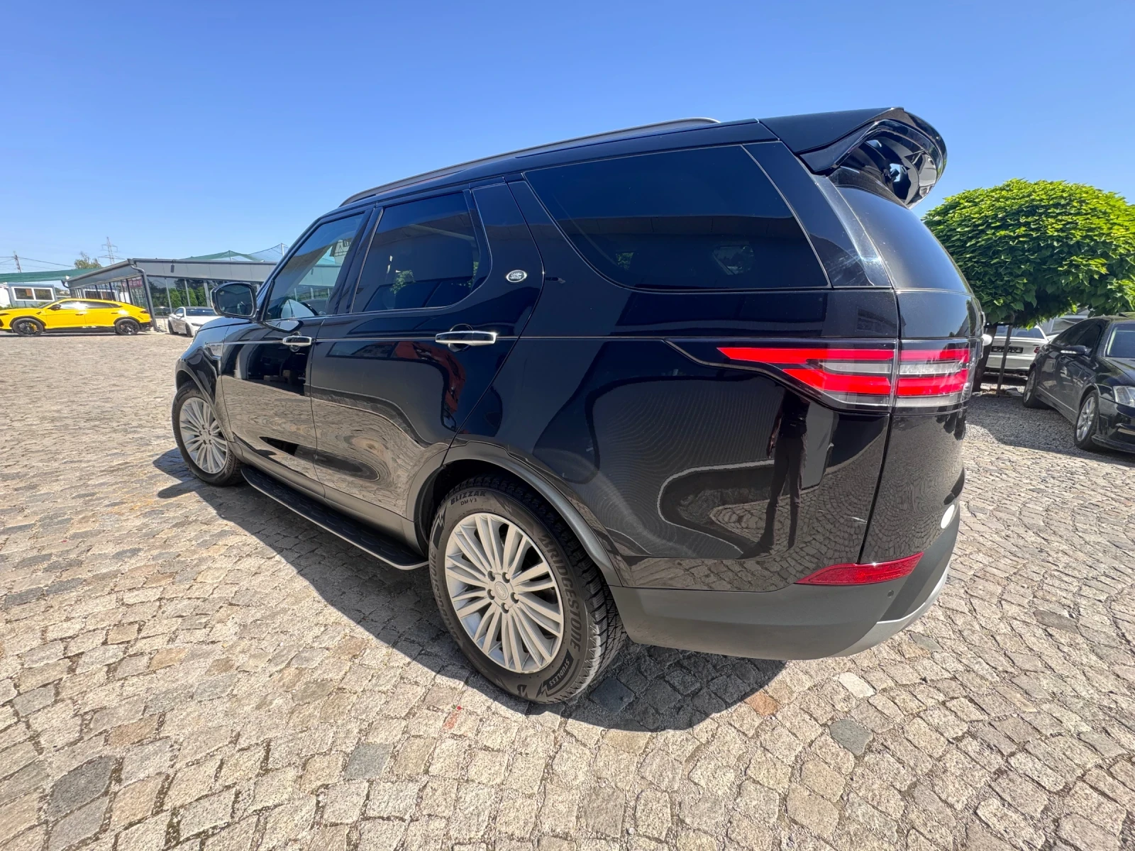 Land Rover Discovery, снимка 3 - Автомобили и джипове - 55318656