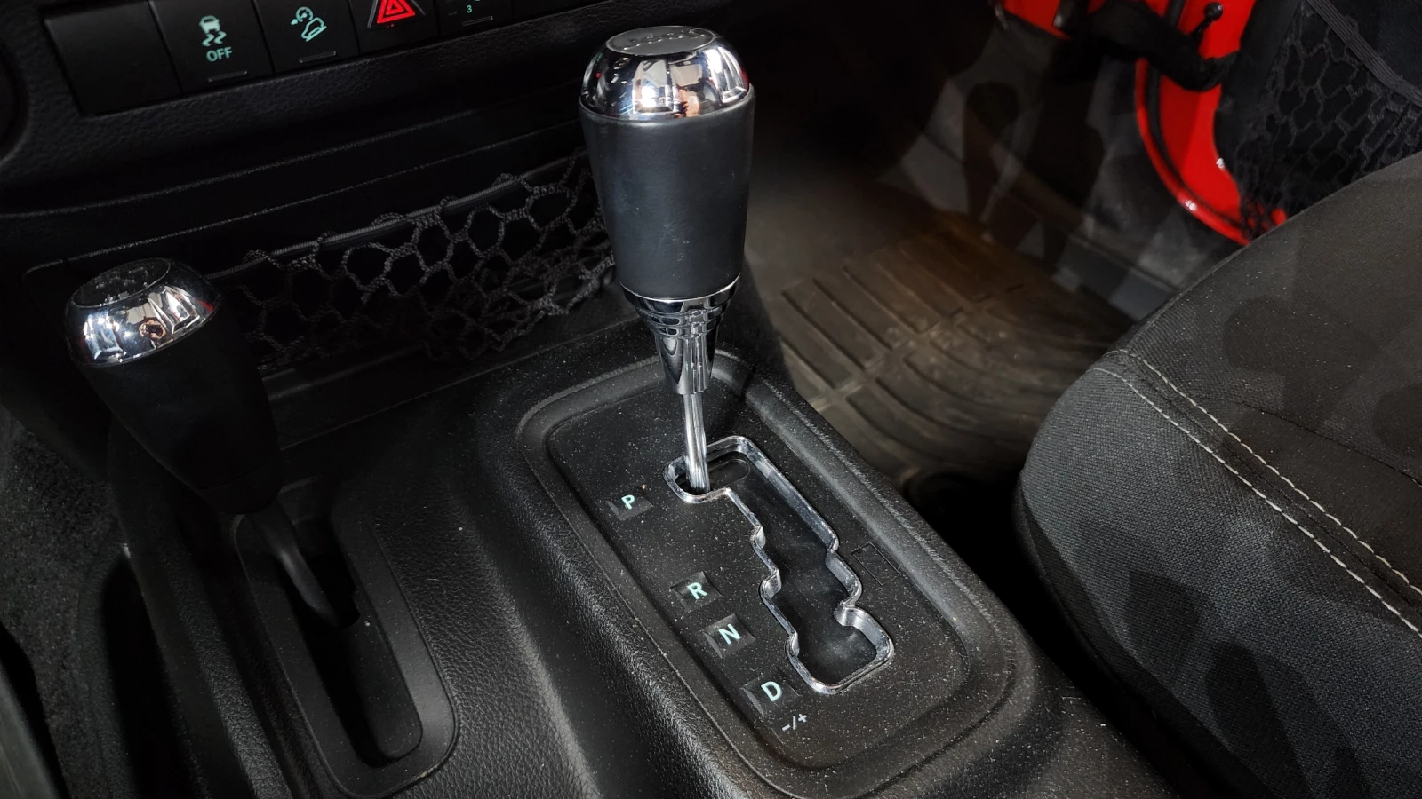 Jeep Wrangler 3.6* КРАЙНА ЦЕНА, снимка 9 - Автомобили и джипове - 55348896
