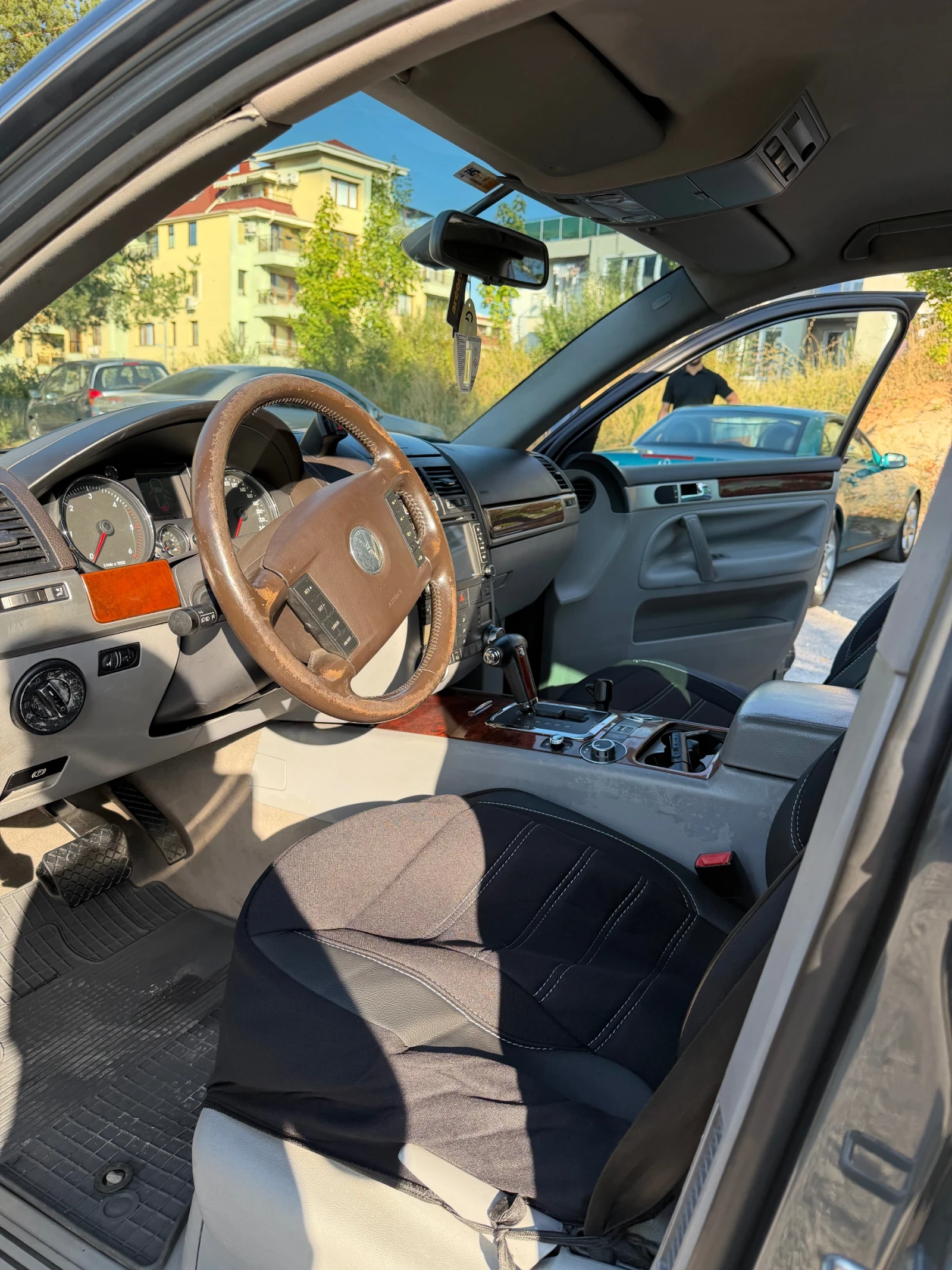 VW Touareg, снимка 7 - Автомобили и джипове - 56009719