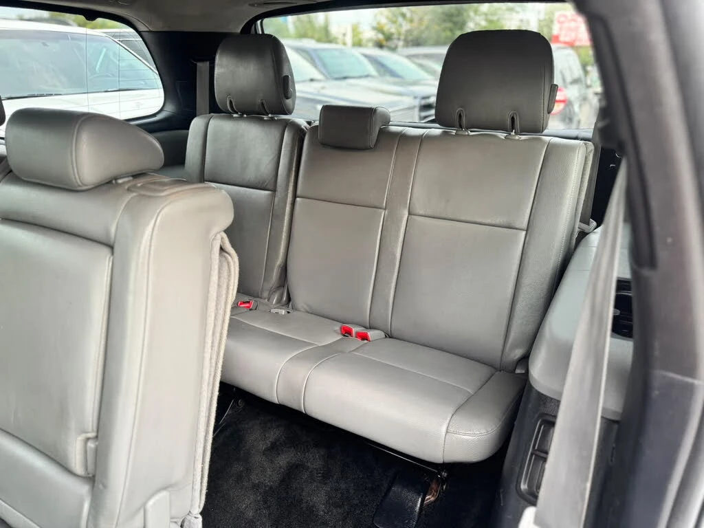 Toyota Sequoia 5.7 V8 Limited 4WD, снимка 11 - Автомобили и джипове - 56114040