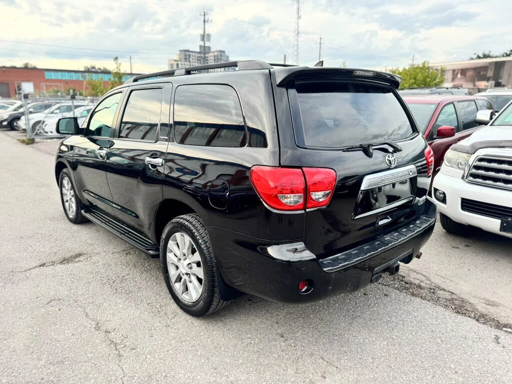Toyota Sequoia 5.7 V8 Limited 4WD, снимка 2 - Автомобили и джипове - 56114040