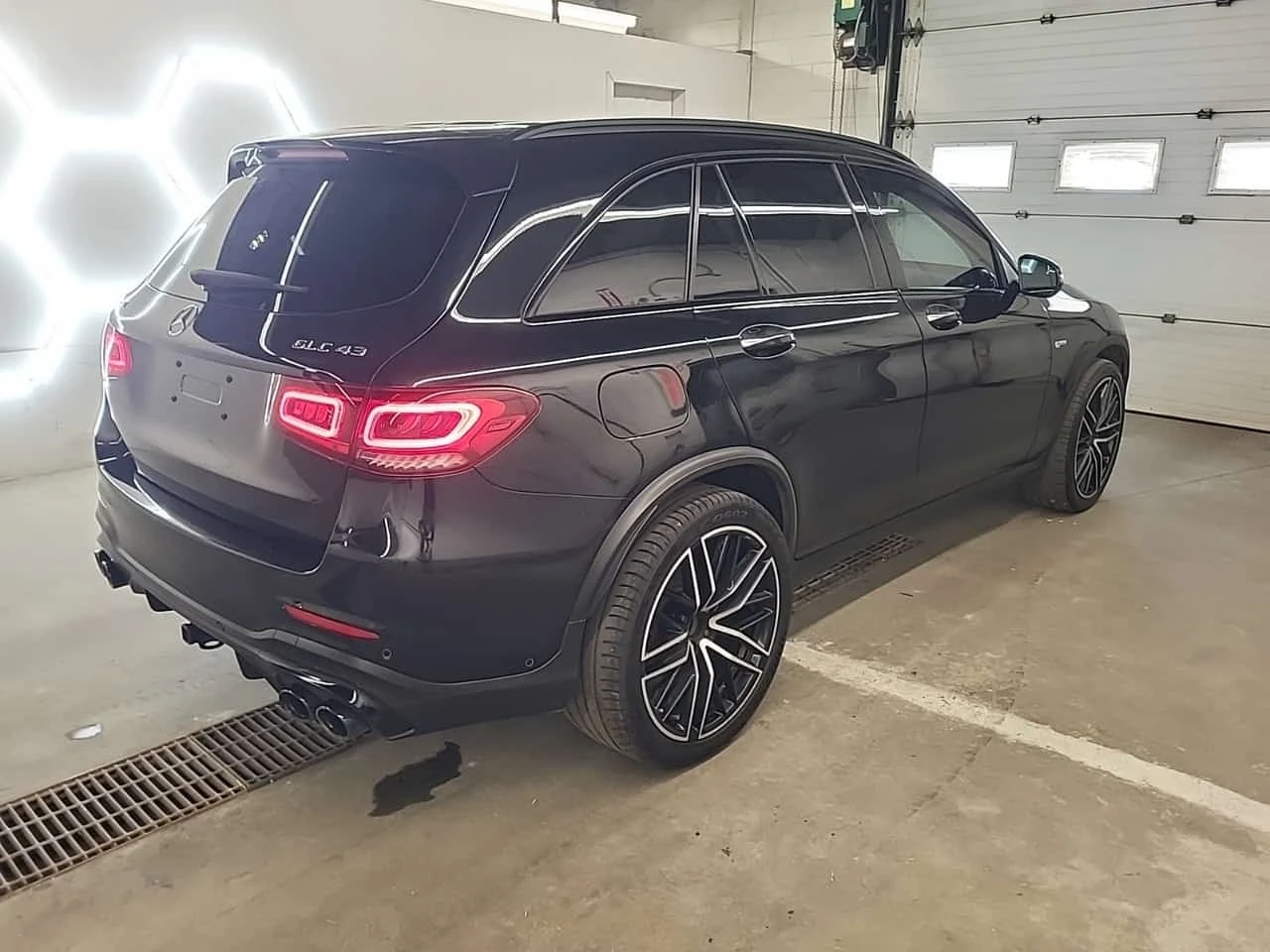 Mercedes-Benz GLC 43 AMG * BURMESTER * FACELIFT * CARFAX * , снимка 3 - Автомобили и джипове - 56174326
