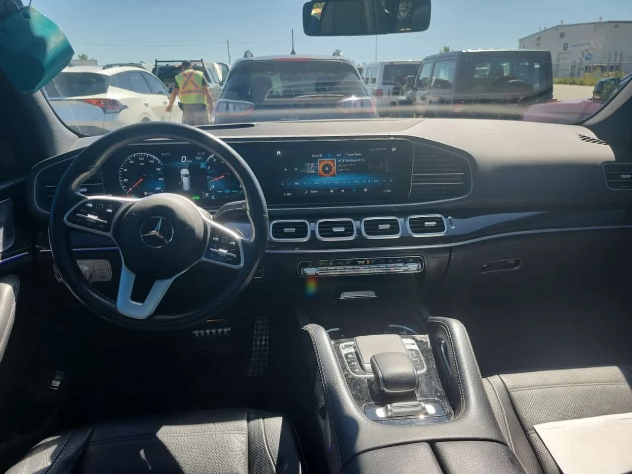 Mercedes-Benz GLS580 * V8 * AMG Line * CARFAX * , снимка 5 - Автомобили и джипове - 56231767